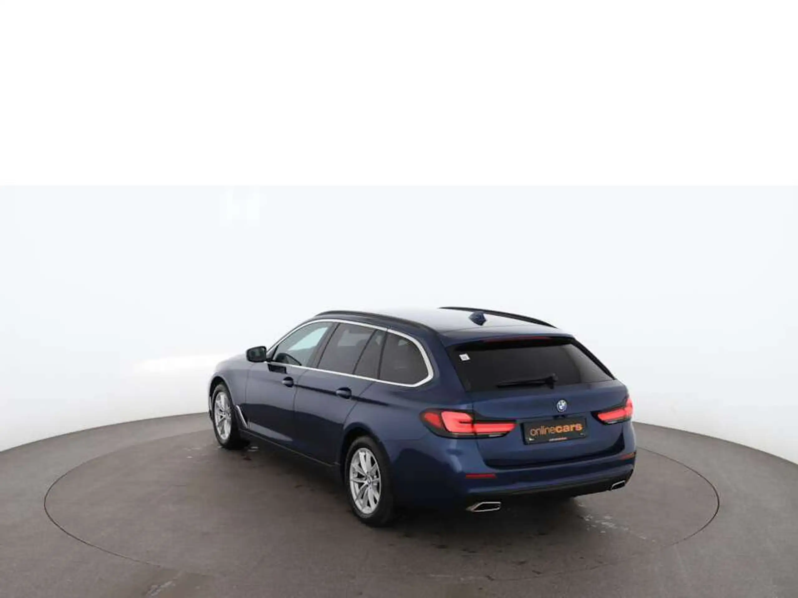 BMW - 520