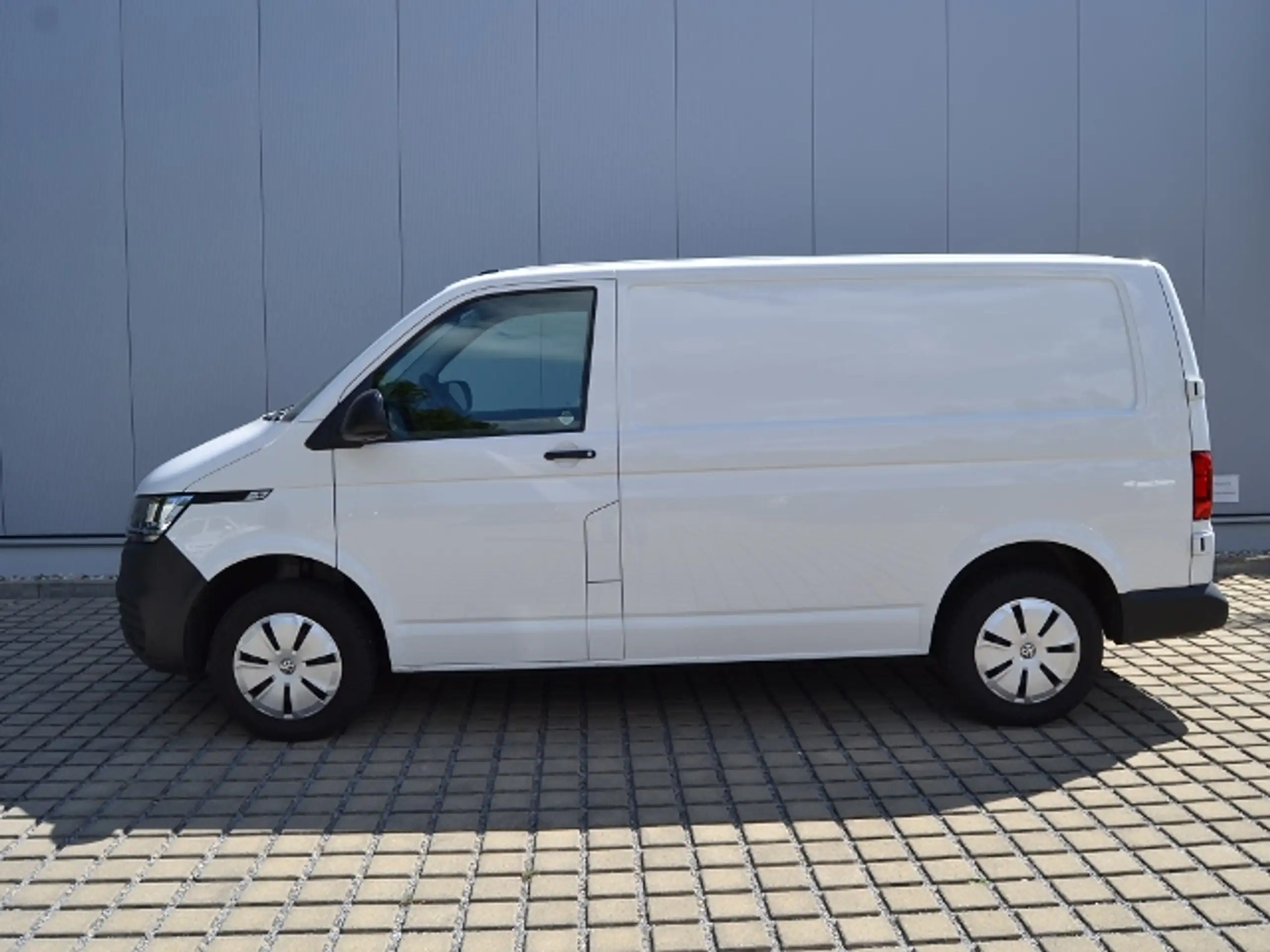 Volkswagen - T6.1 Transporter