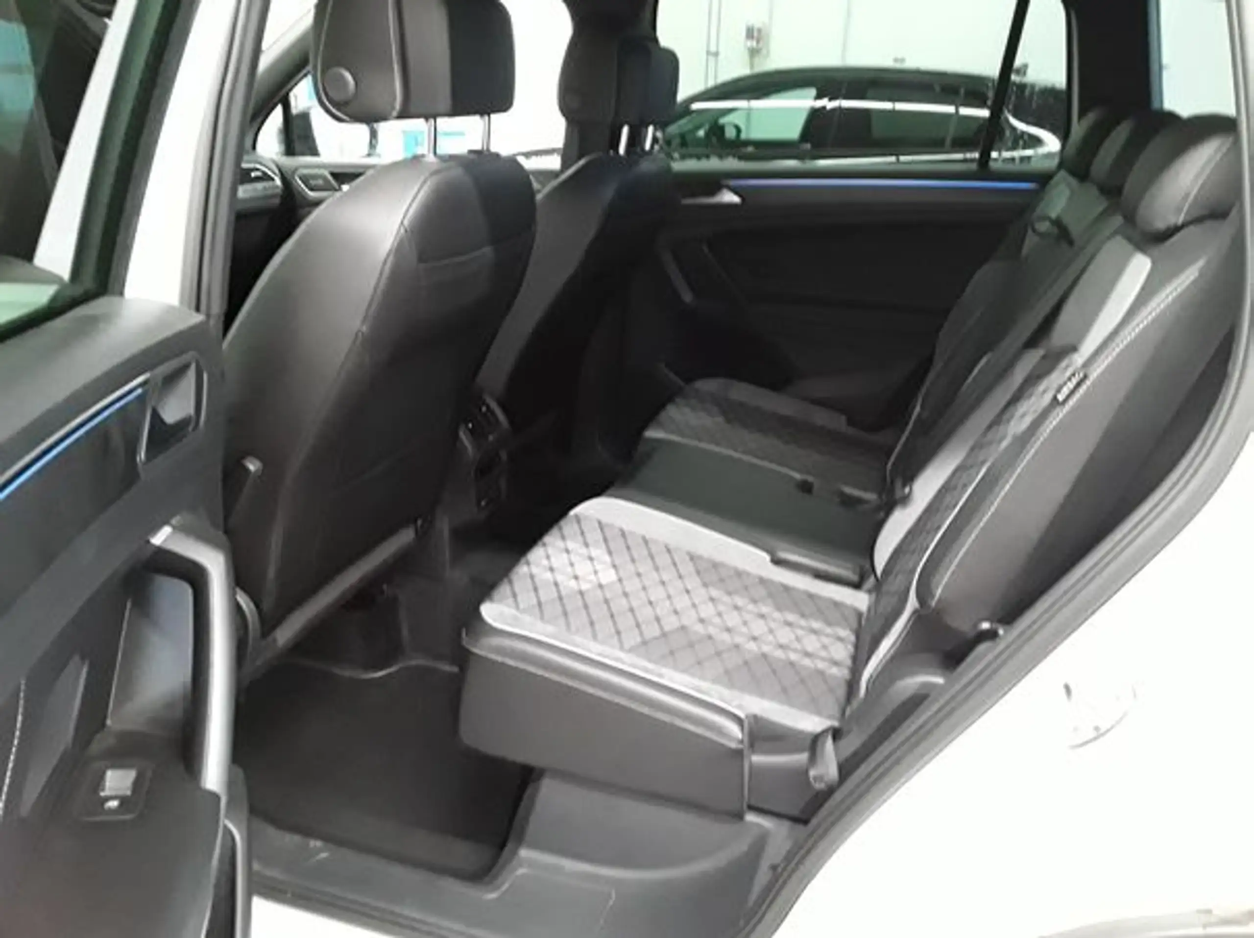 Volkswagen - Tiguan Allspace