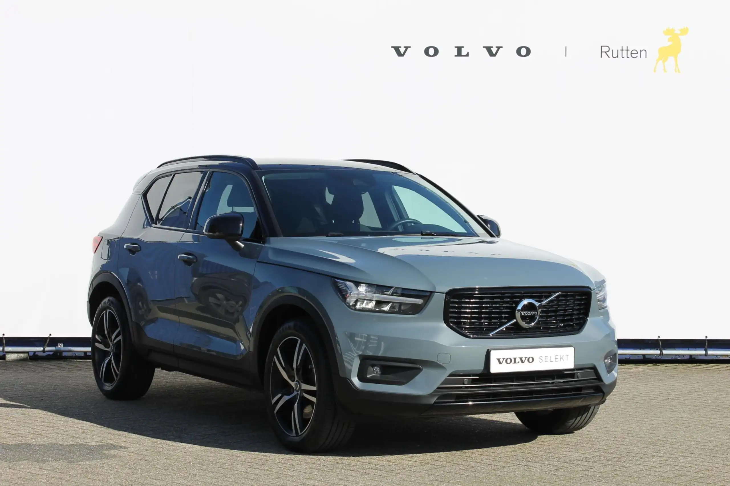 Volvo - XC40