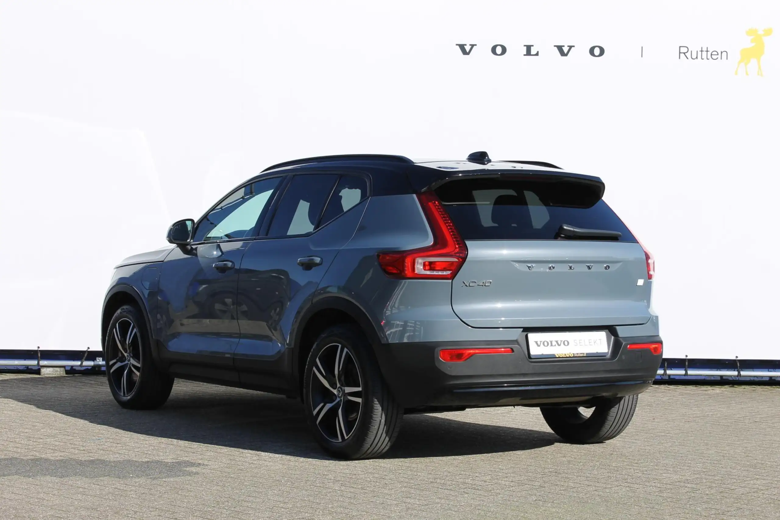 Volvo - XC40