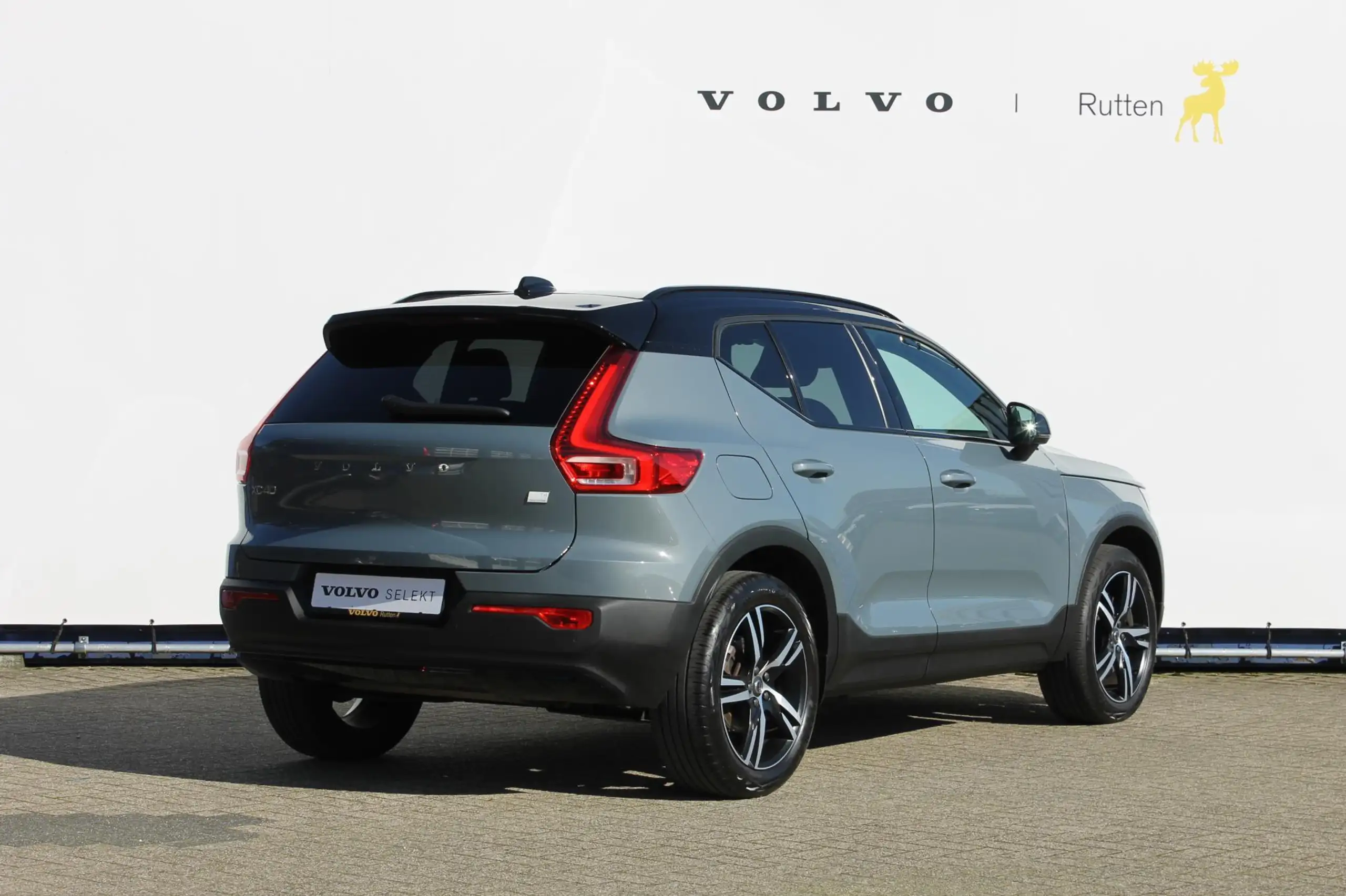 Volvo - XC40