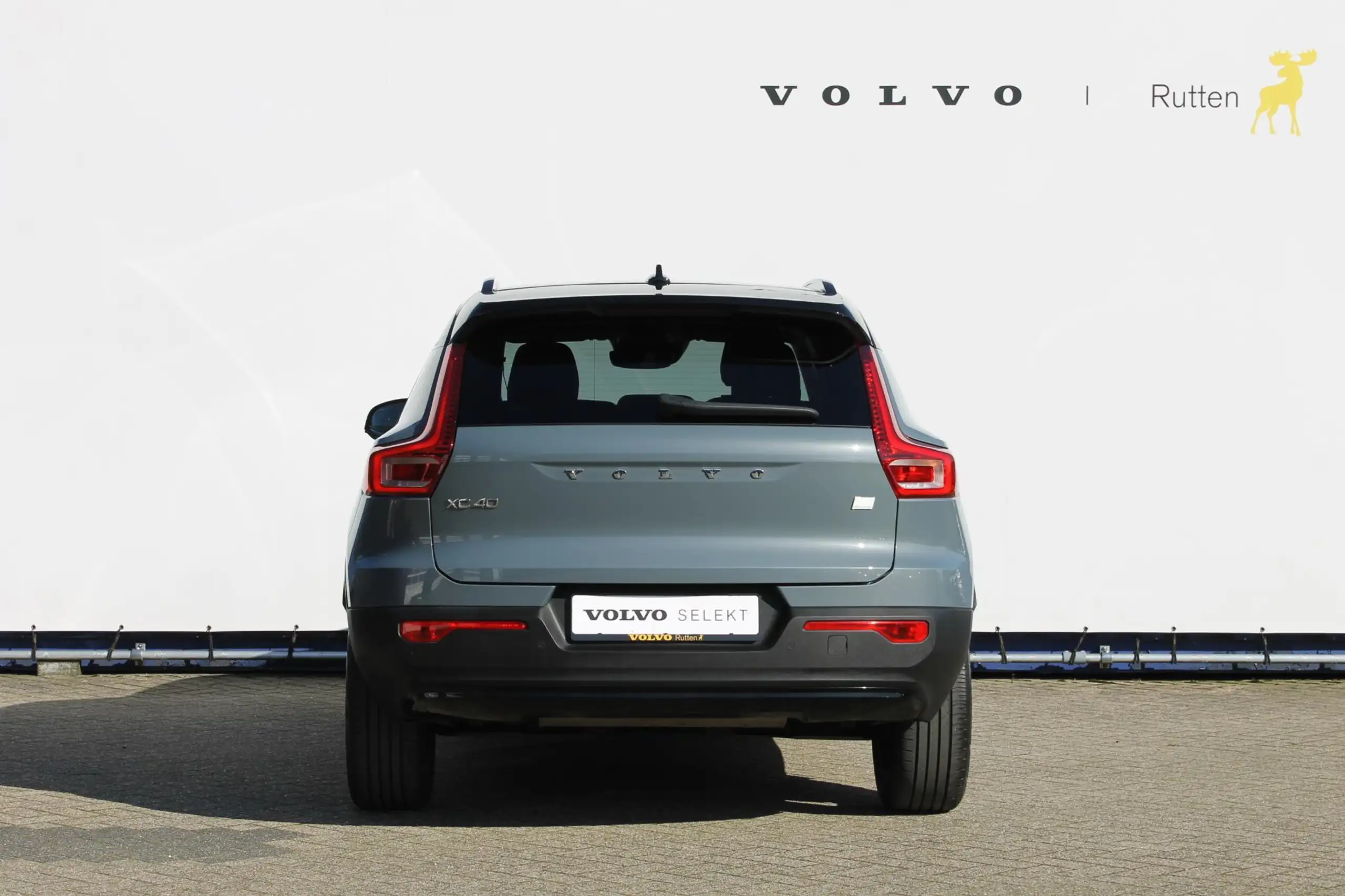 Volvo - XC40