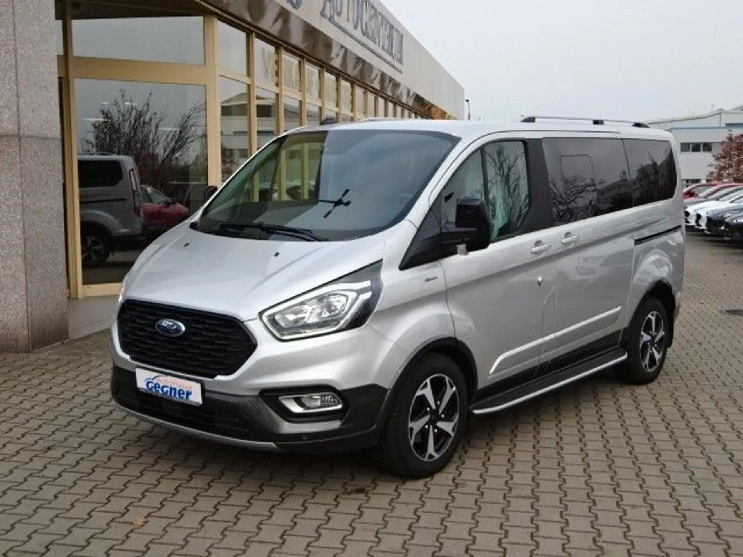 Ford - Tourneo Custom