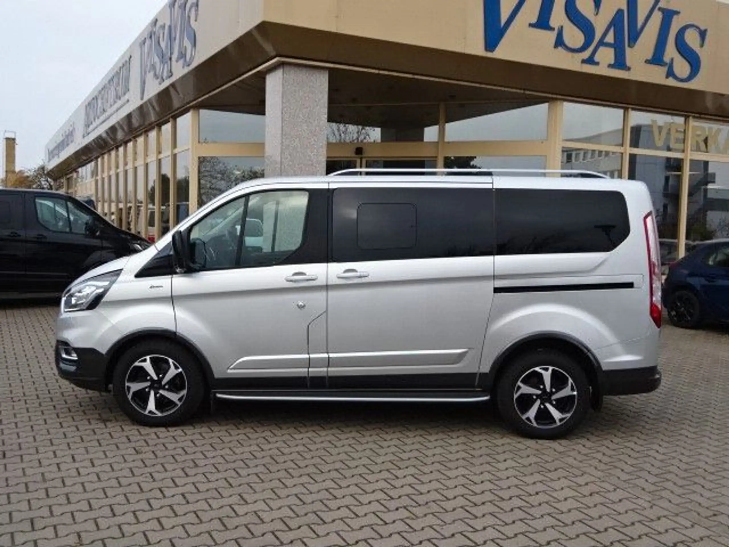 Ford - Tourneo Custom