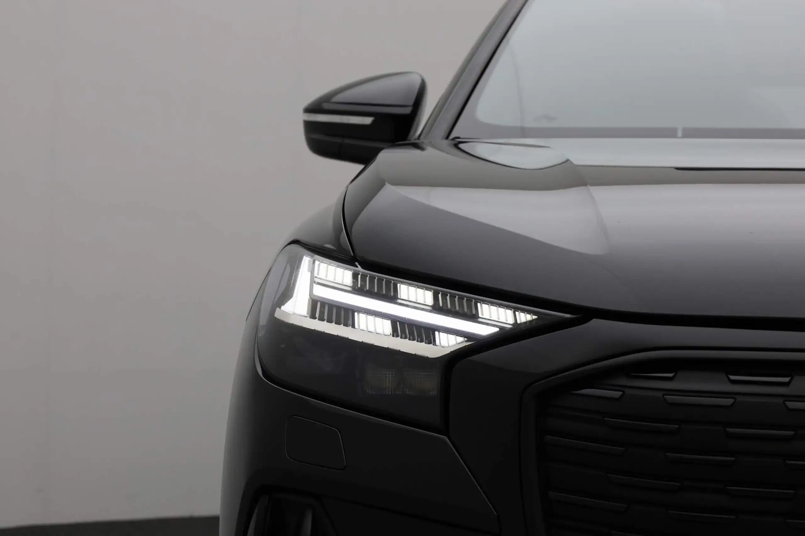 Audi - Q4 e-tron