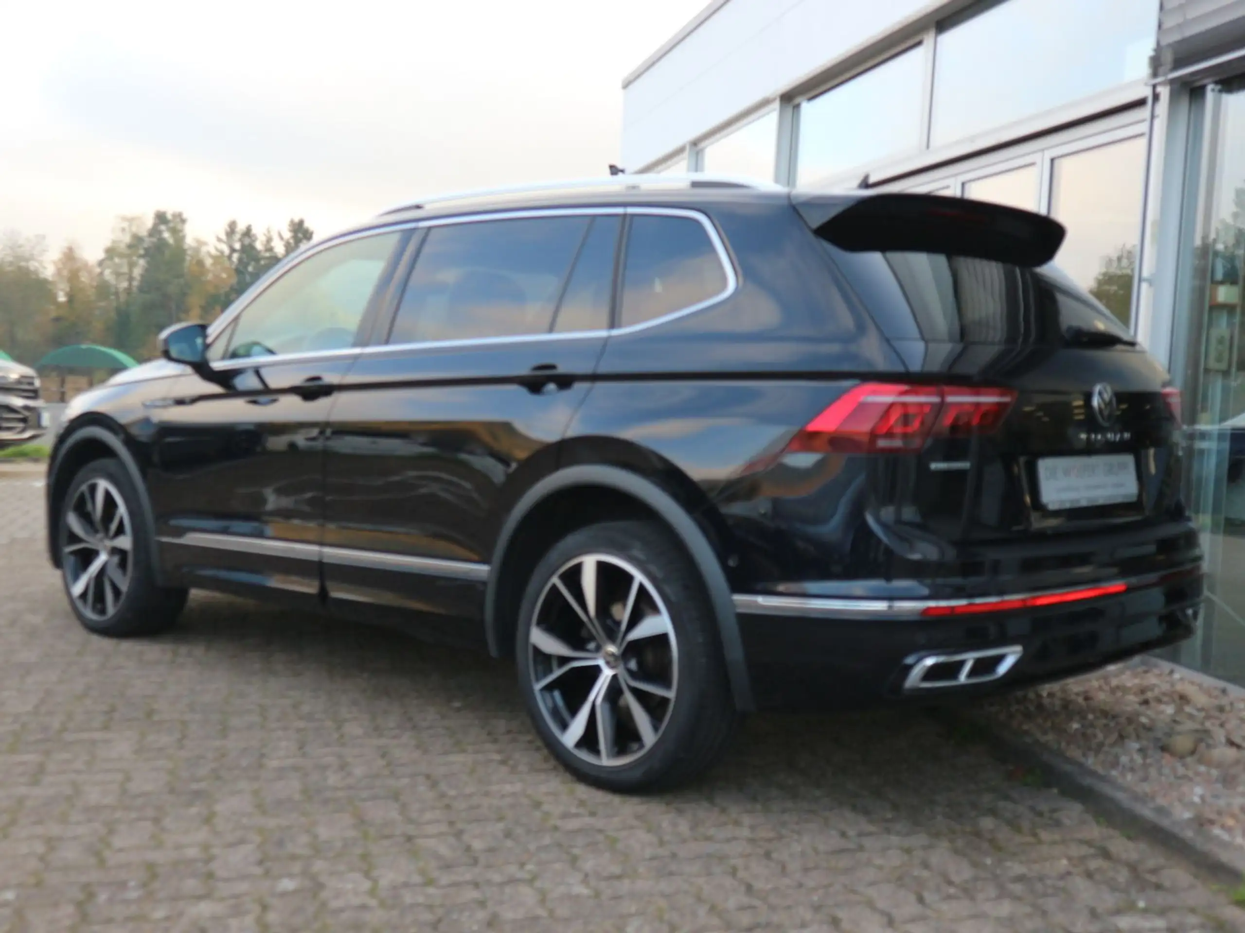 Volkswagen - Tiguan Allspace