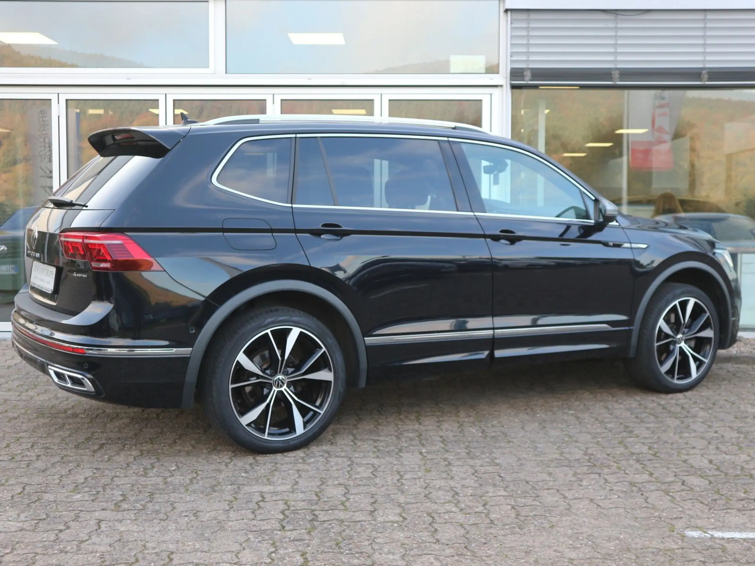 Volkswagen - Tiguan Allspace