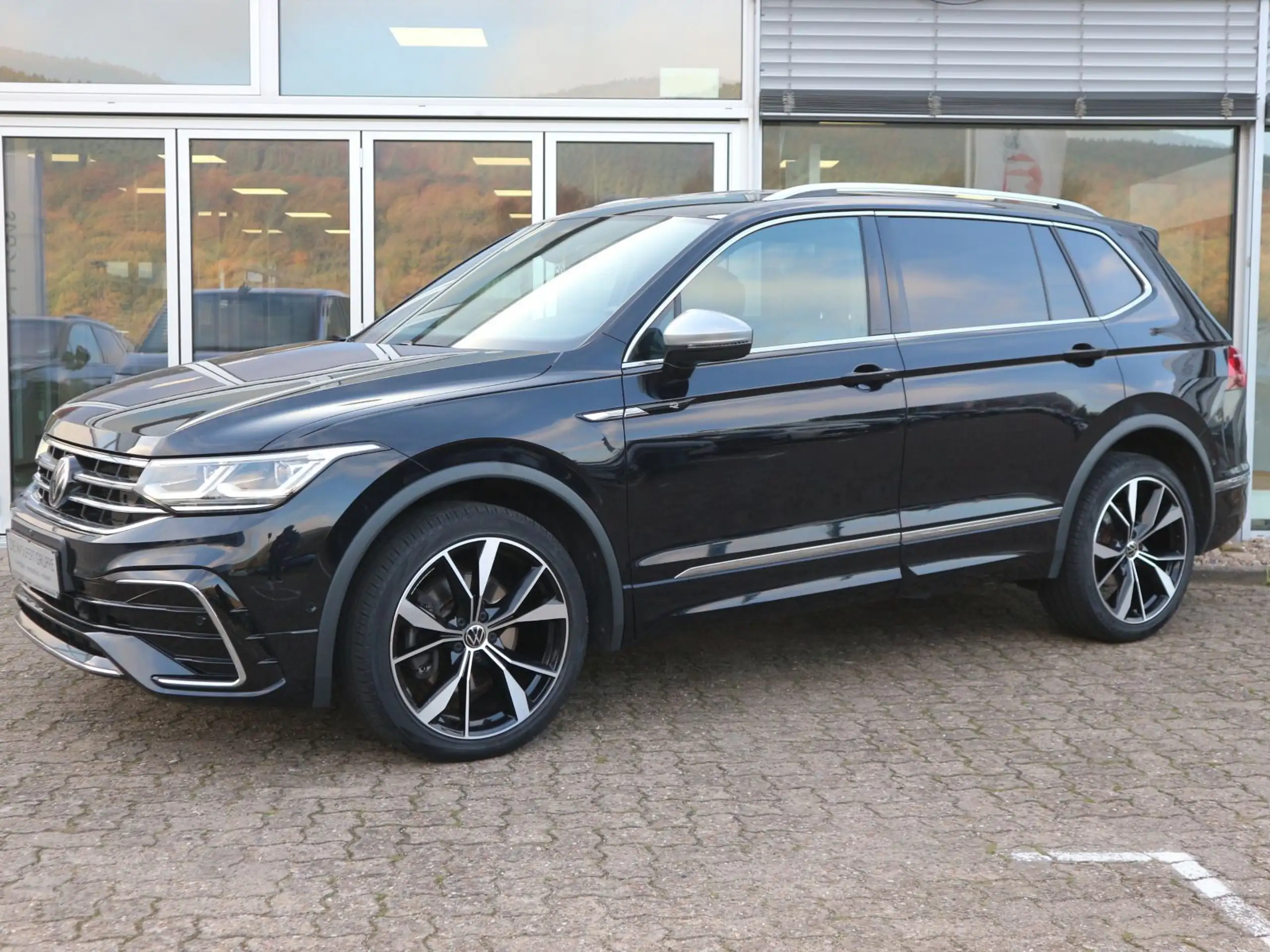 Volkswagen - Tiguan Allspace