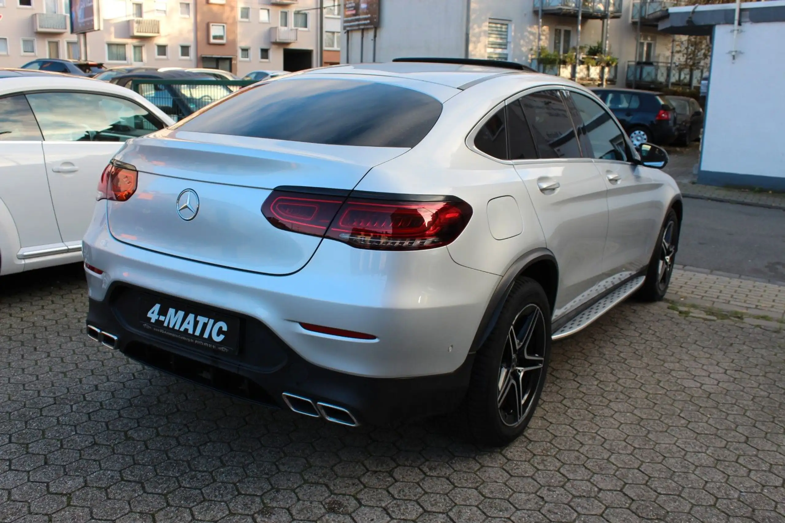 Mercedes-Benz - GLC 200