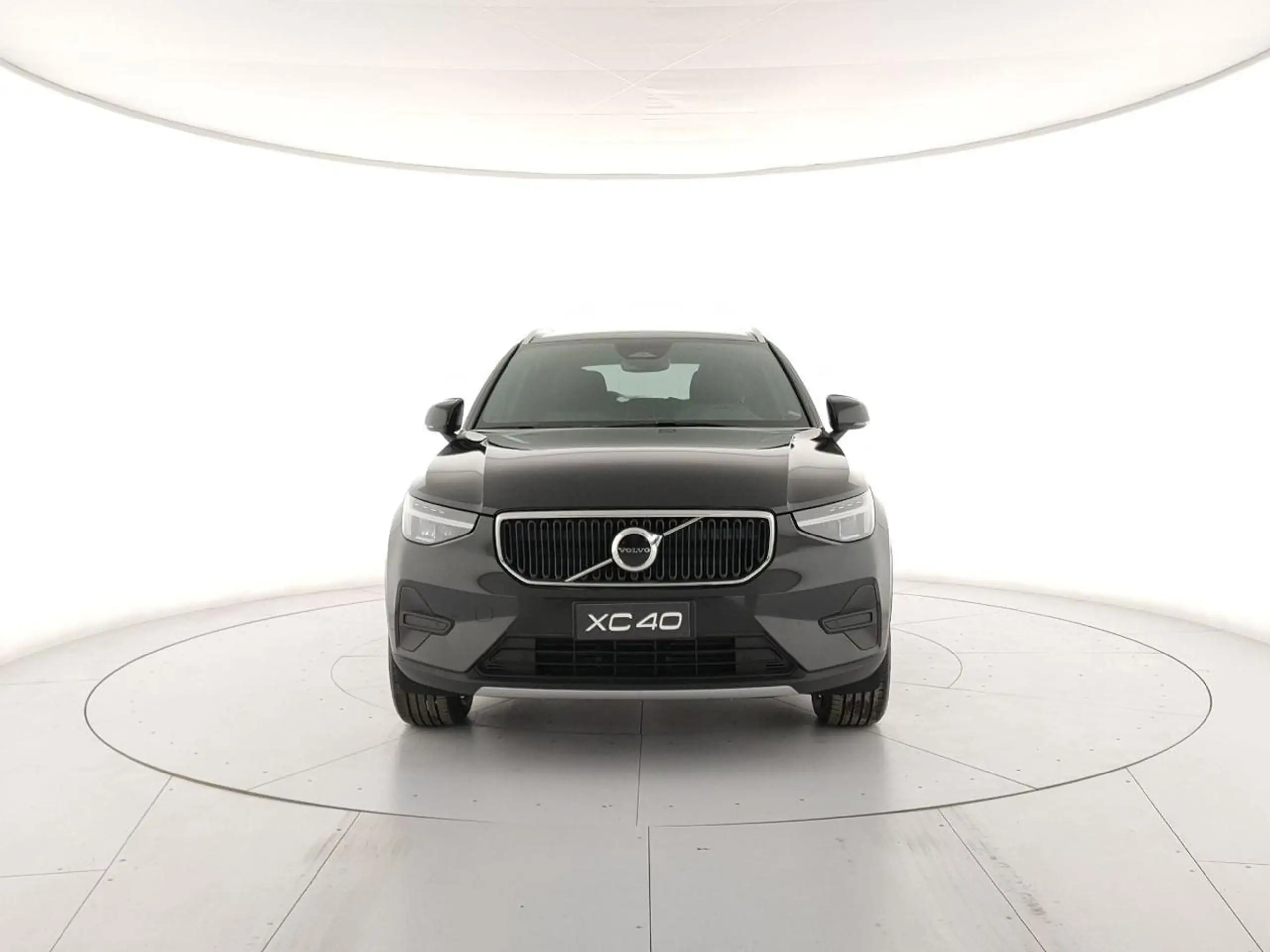 Volvo - XC40