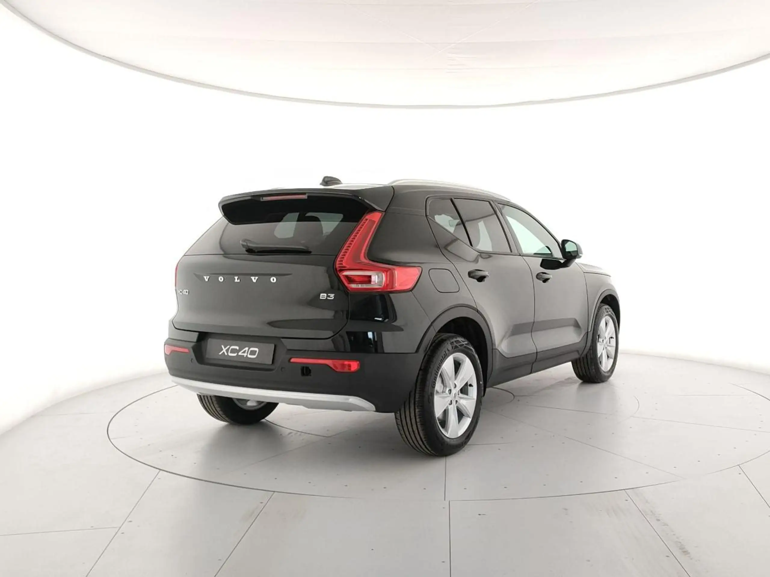 Volvo - XC40