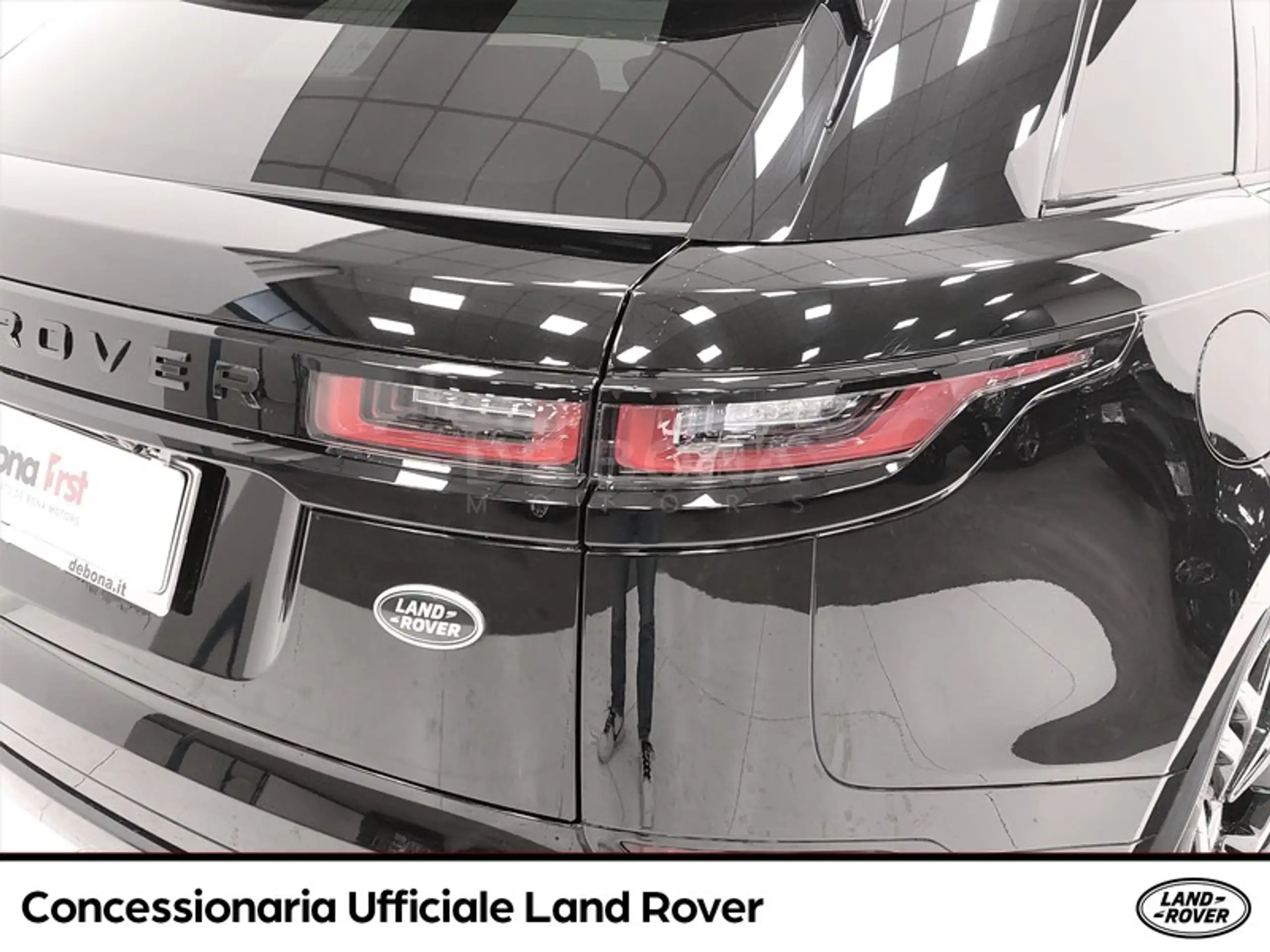 Land Rover - Range Rover Velar