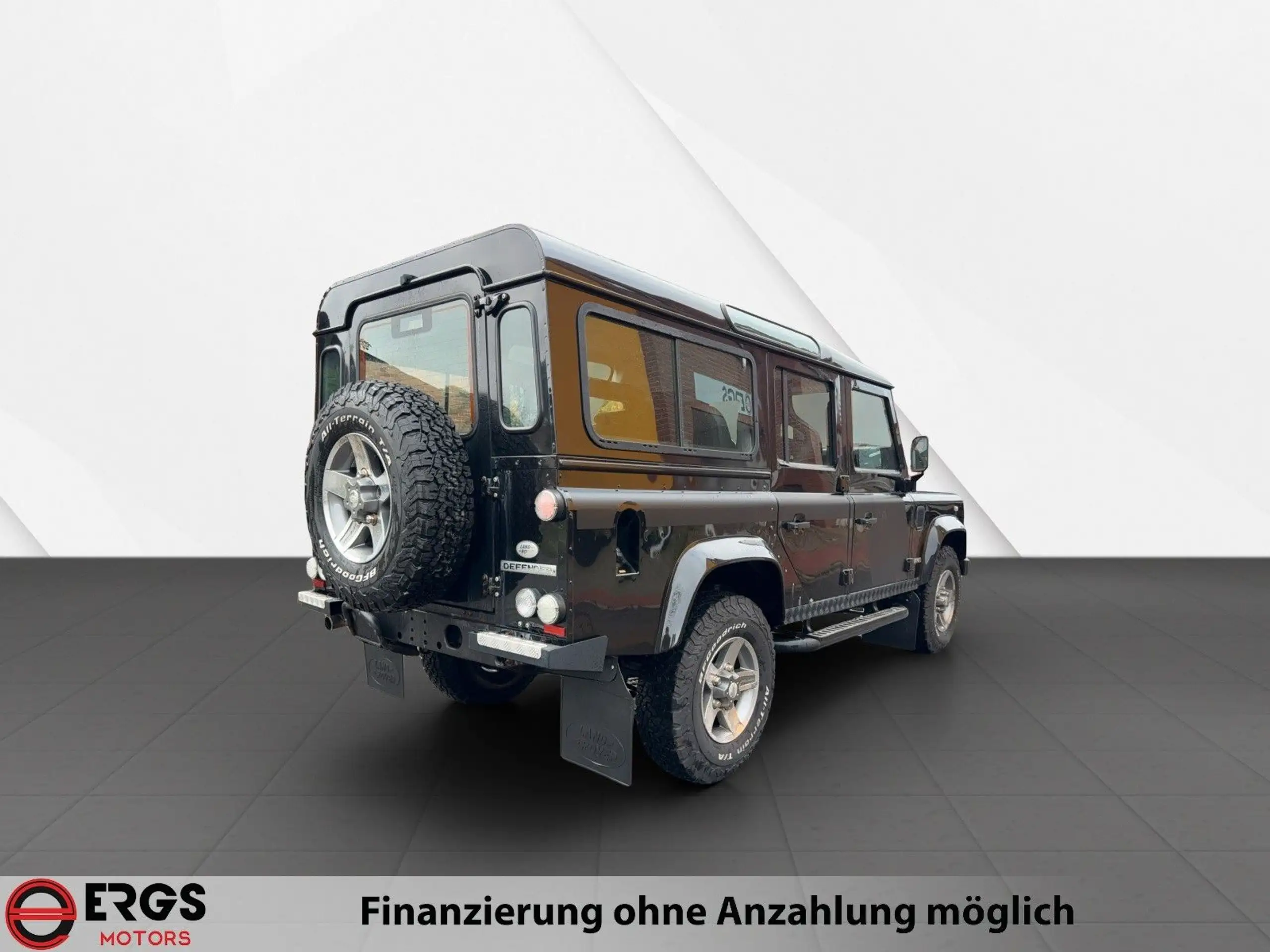 Land Rover - Defender