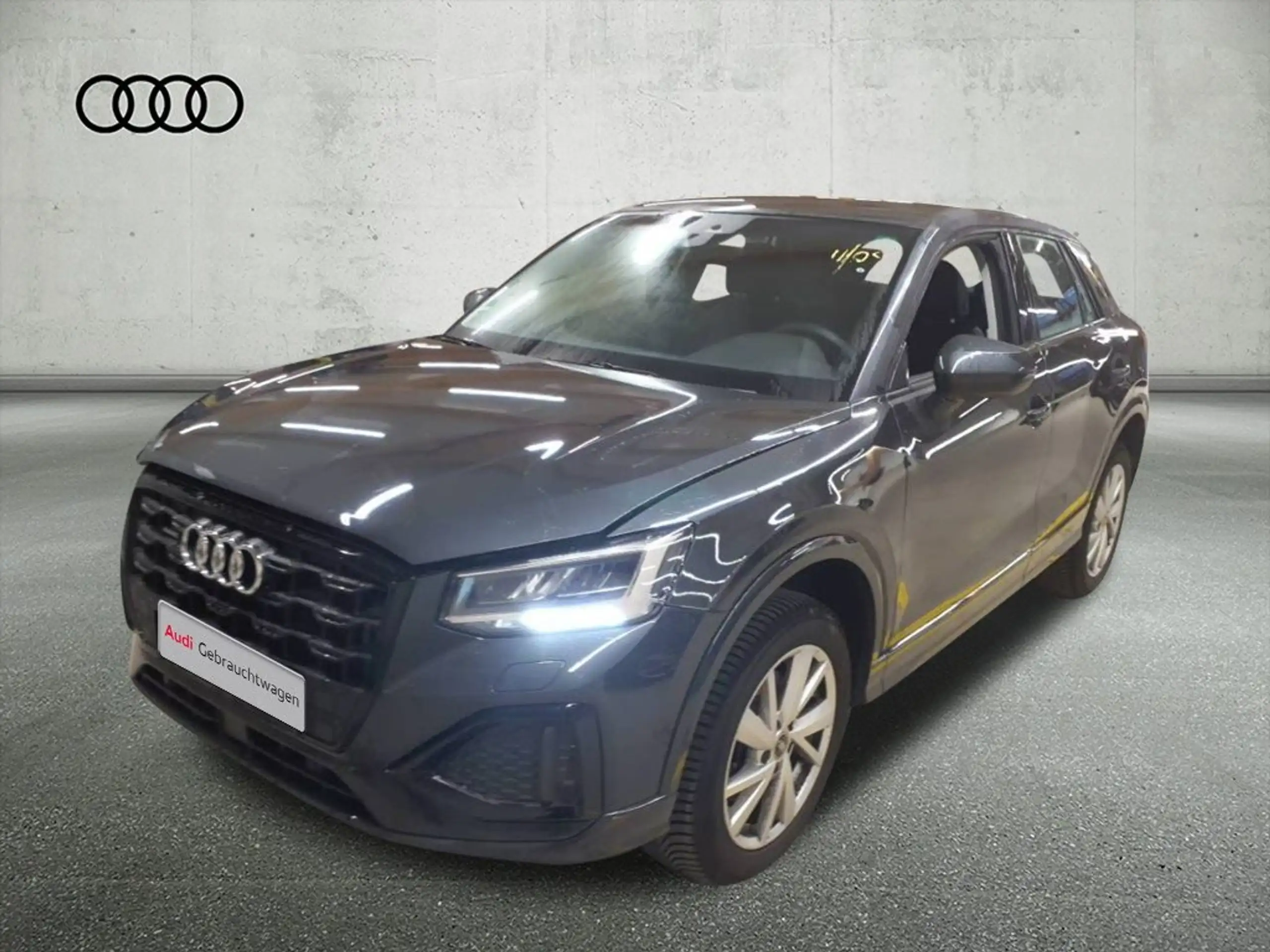 Audi - Q2