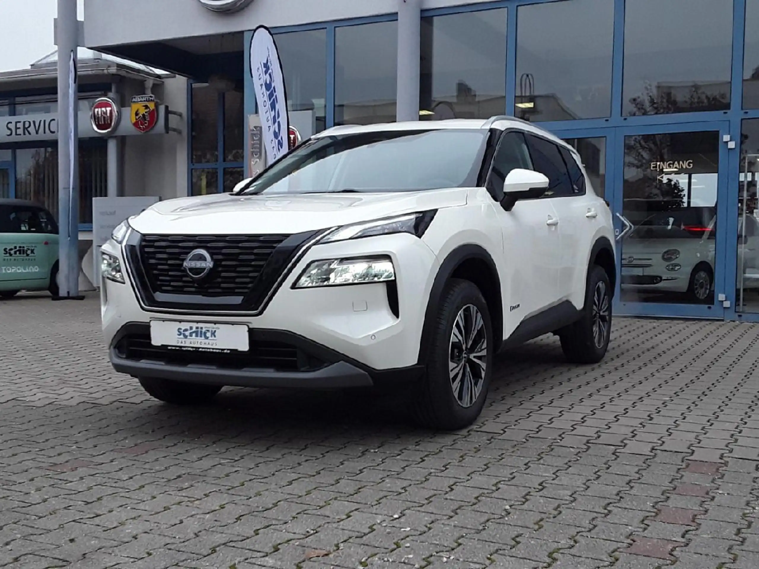 Nissan - X-Trail