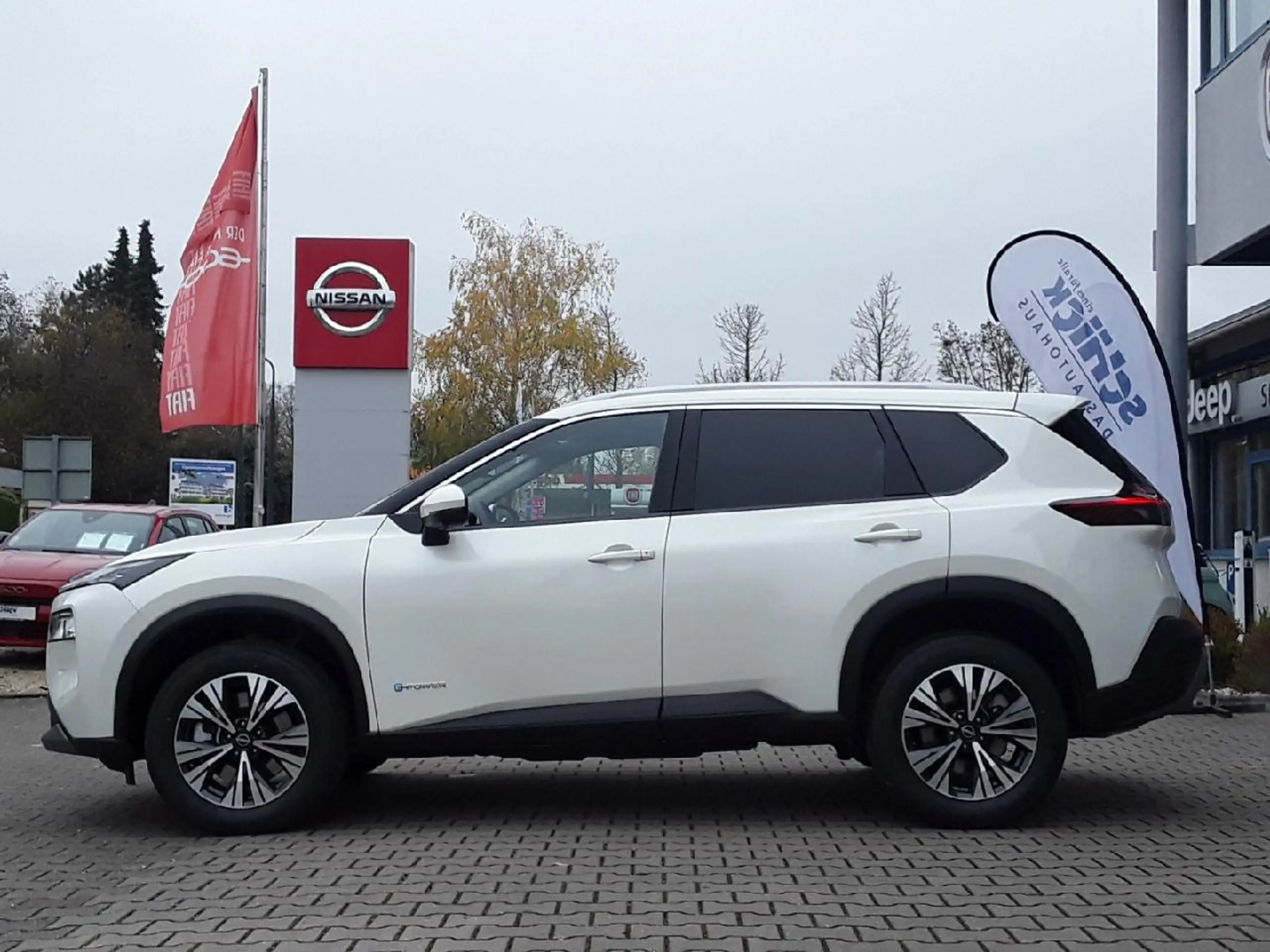 Nissan - X-Trail