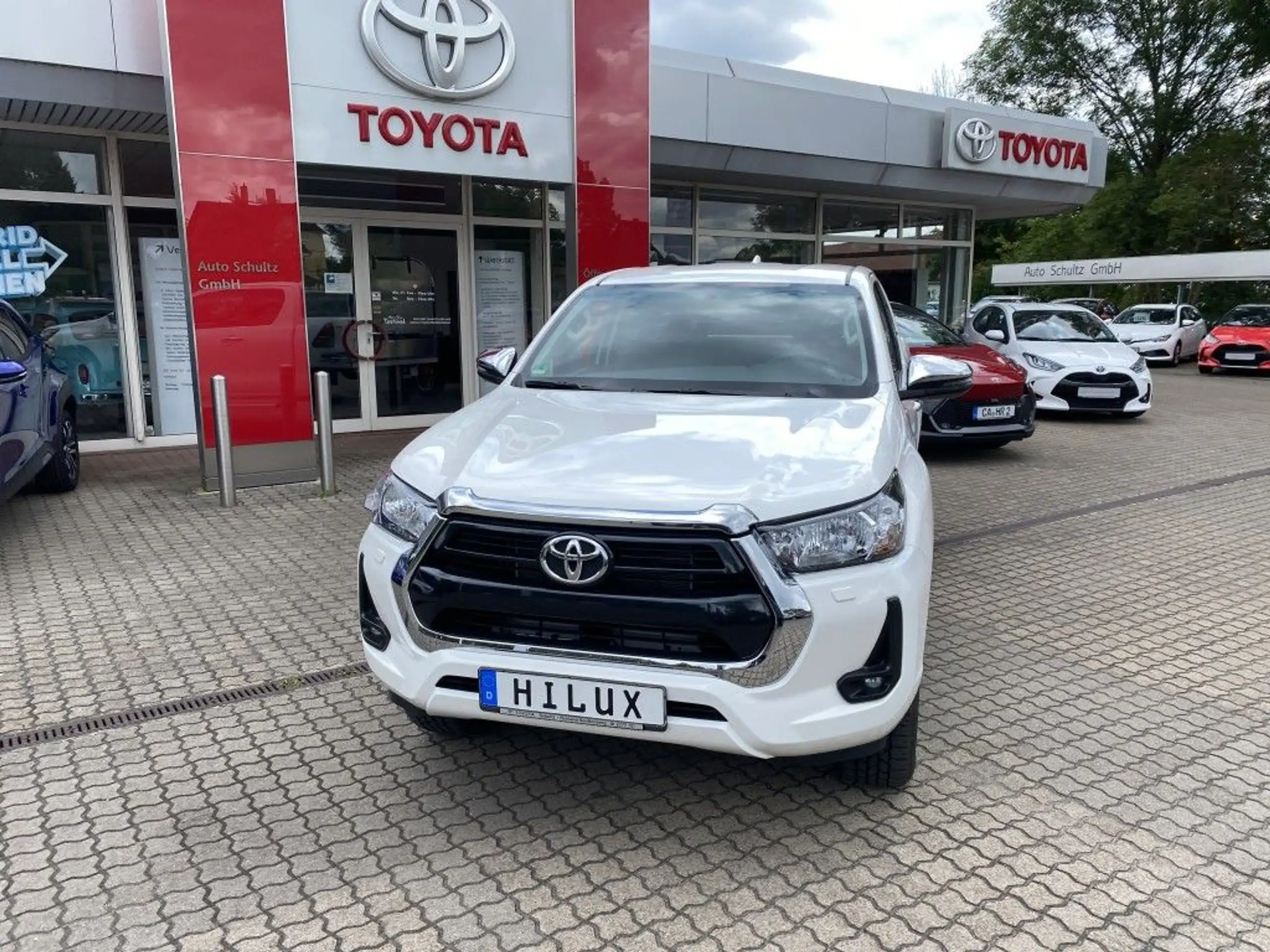 Toyota - Hilux