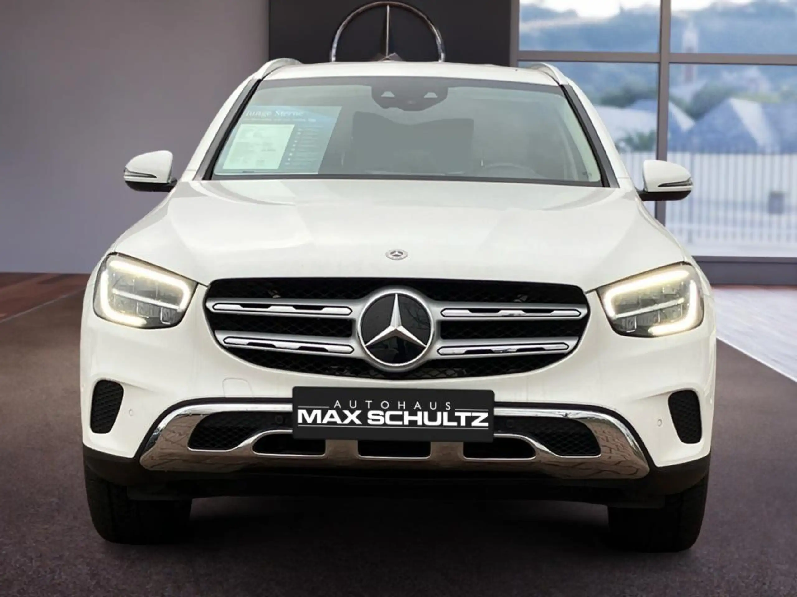 Mercedes-Benz - GLC 300