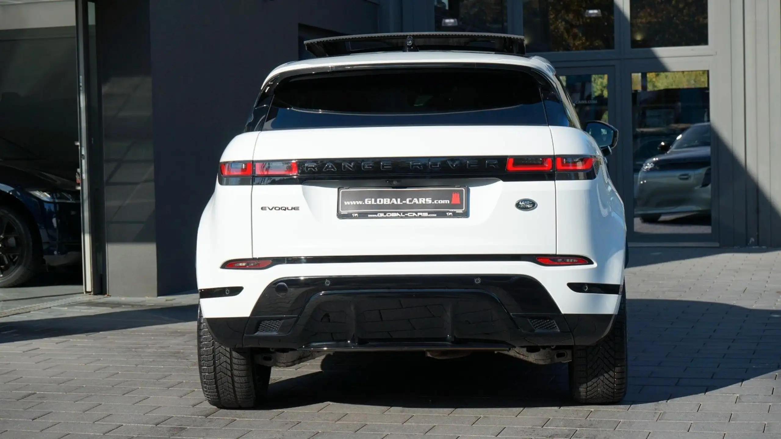 Land Rover - Range Rover Evoque