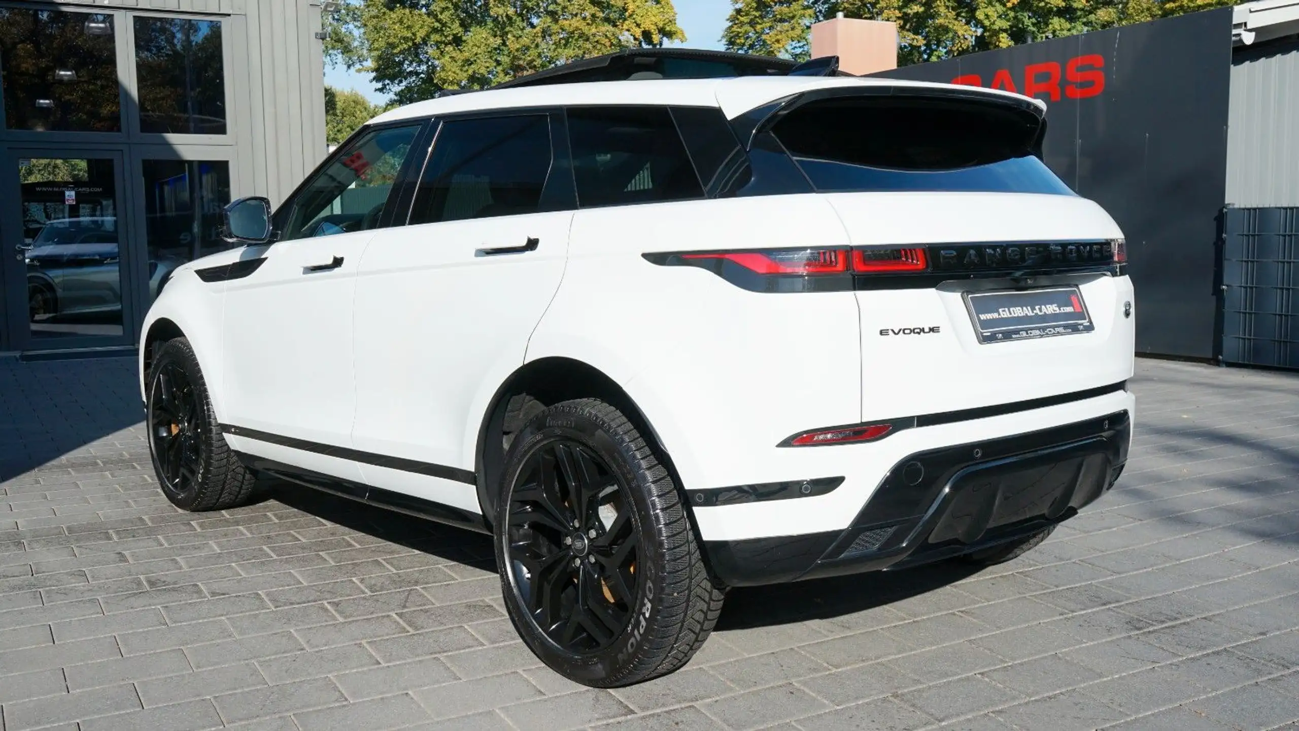 Land Rover - Range Rover Evoque