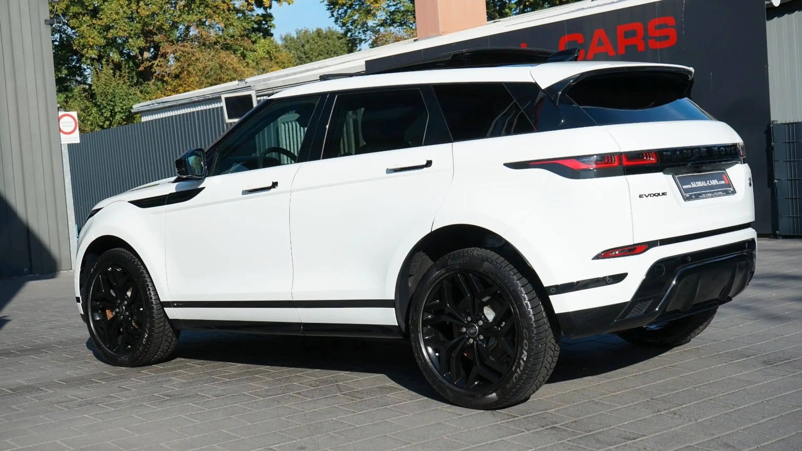 Land Rover - Range Rover Evoque