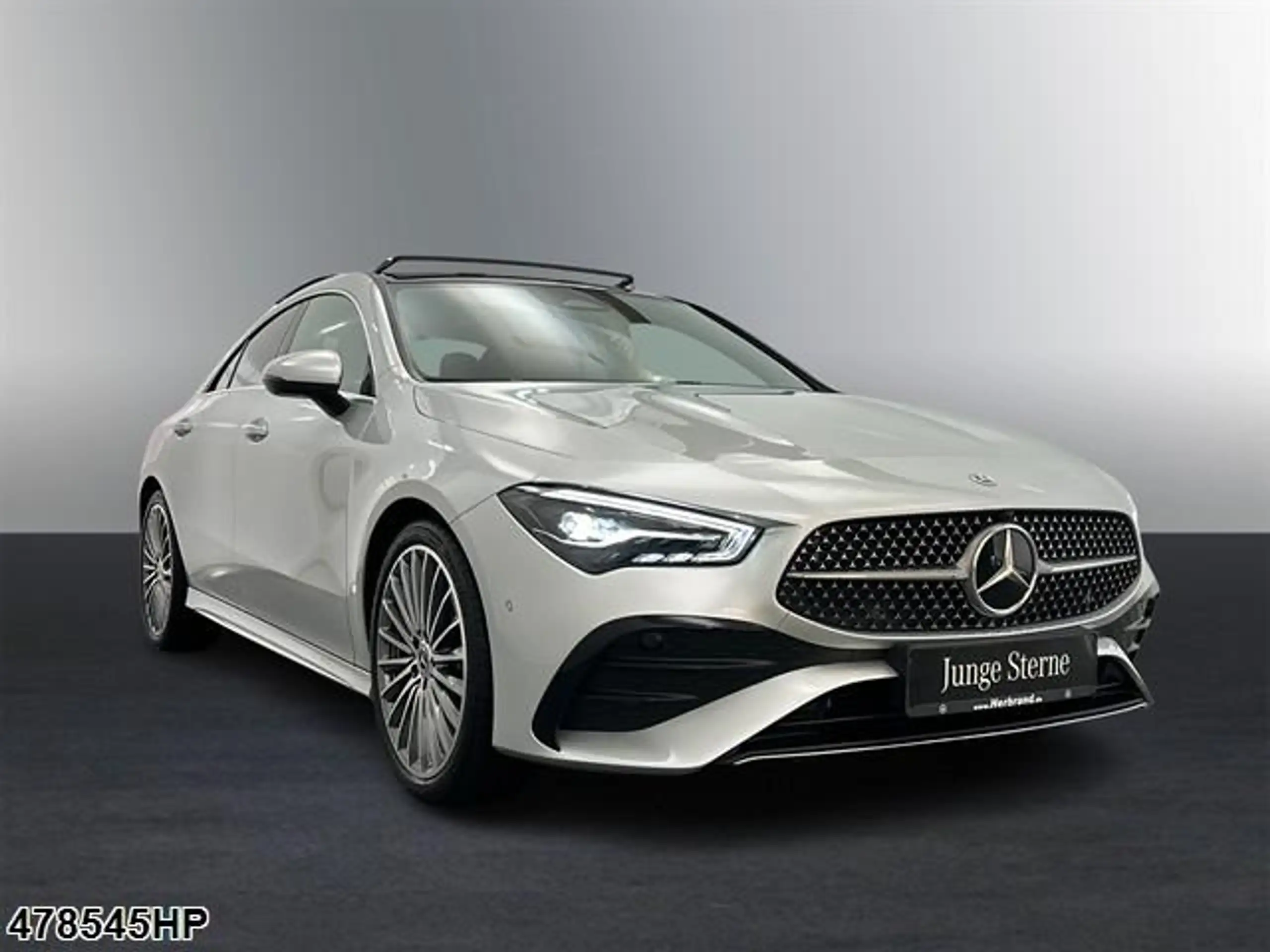 Mercedes-Benz - CLA 200