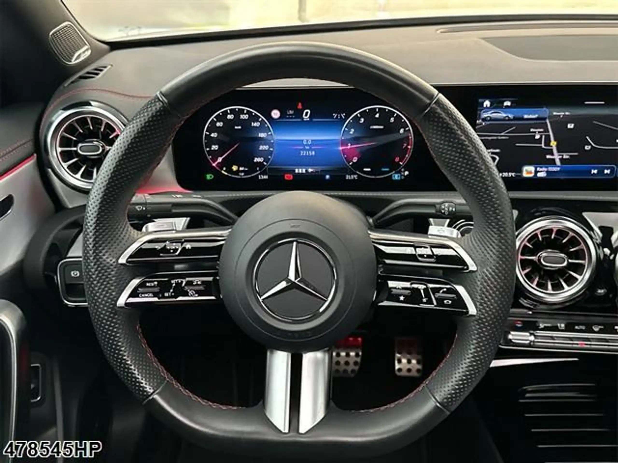 Mercedes-Benz - CLA 200