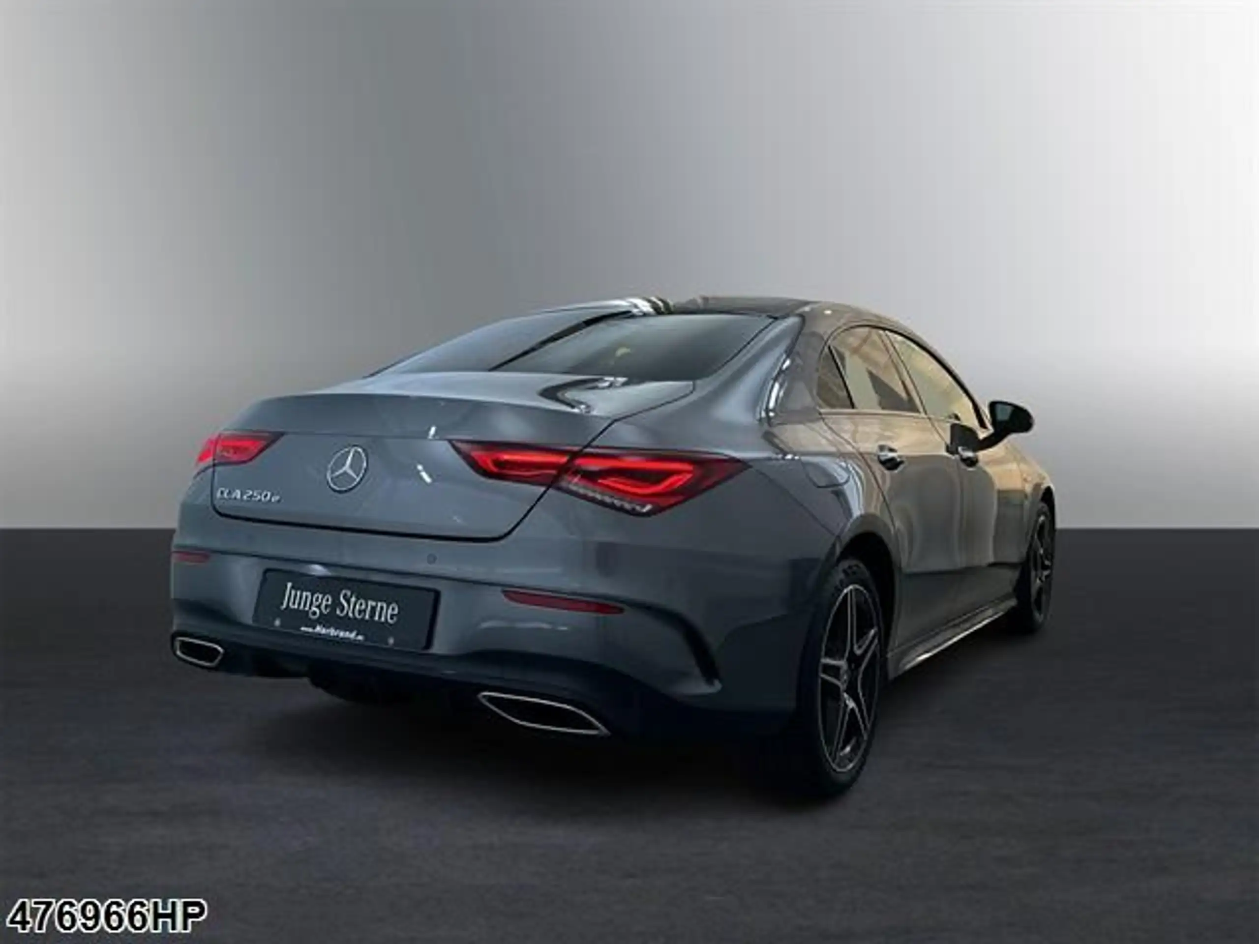 Mercedes-Benz - CLA 250