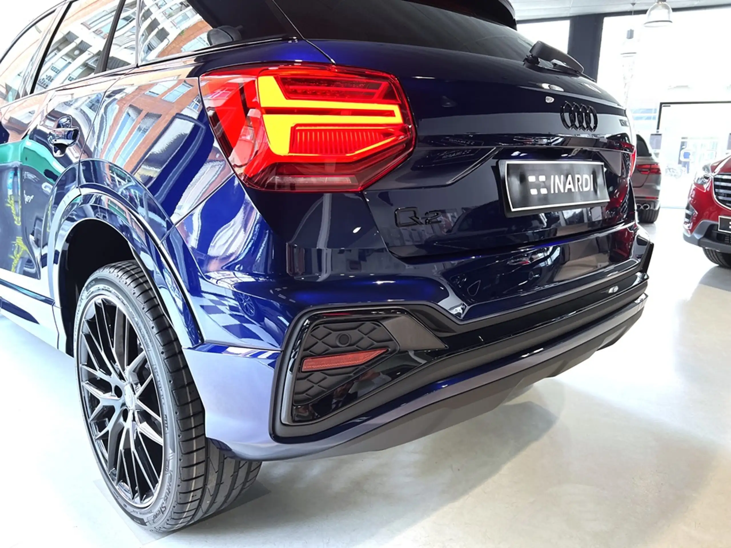 Audi - Q2