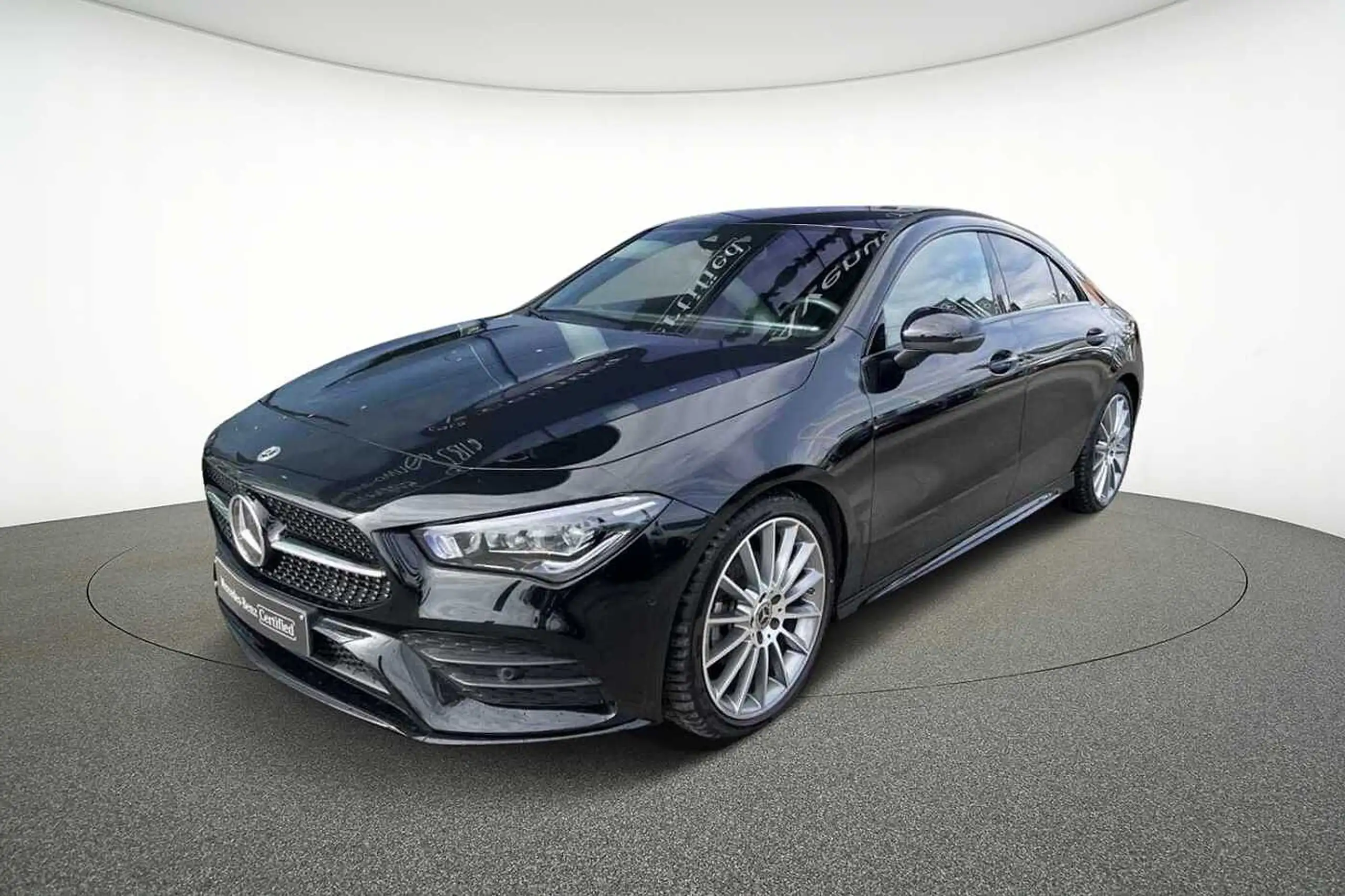 Mercedes-Benz - CLA 200