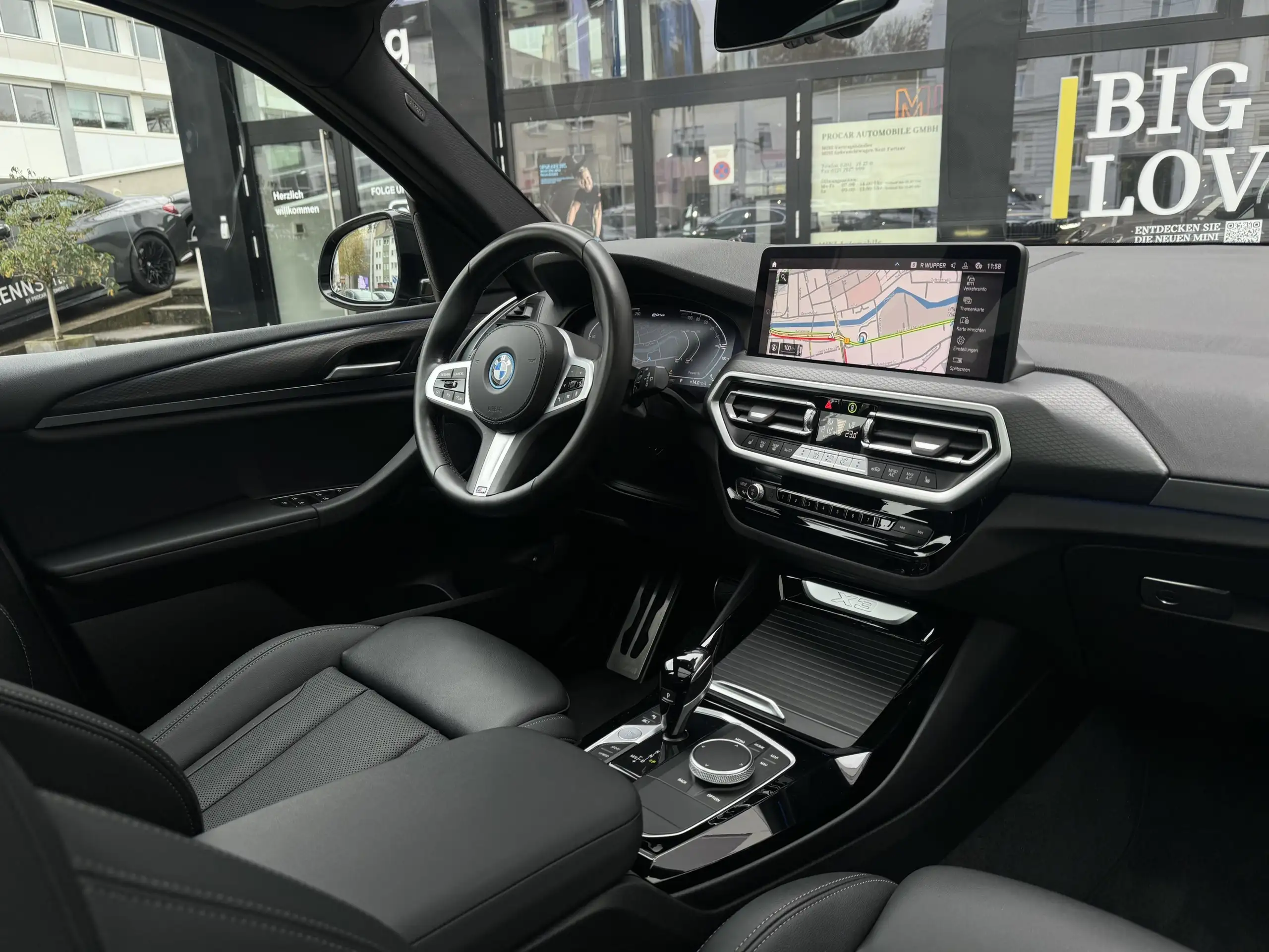 BMW - X3