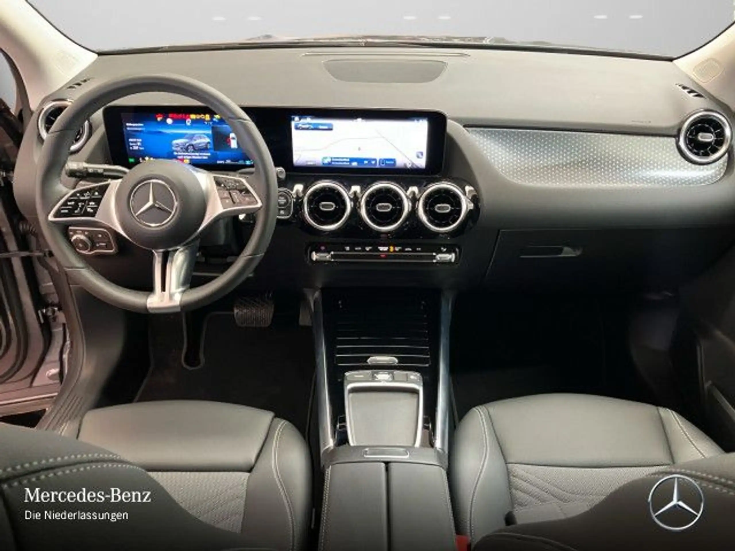 Mercedes-Benz - GLA 200