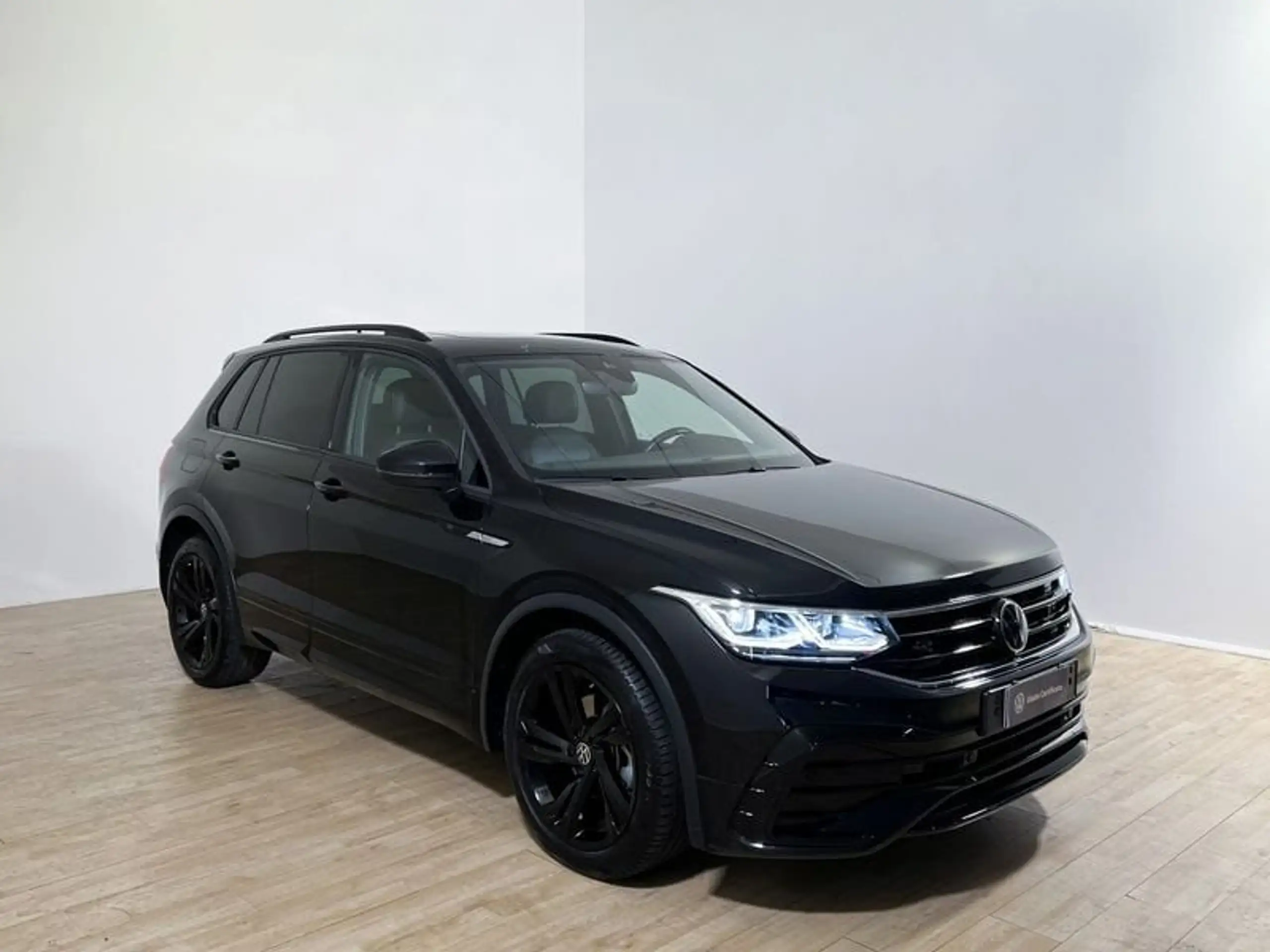 Volkswagen - Tiguan