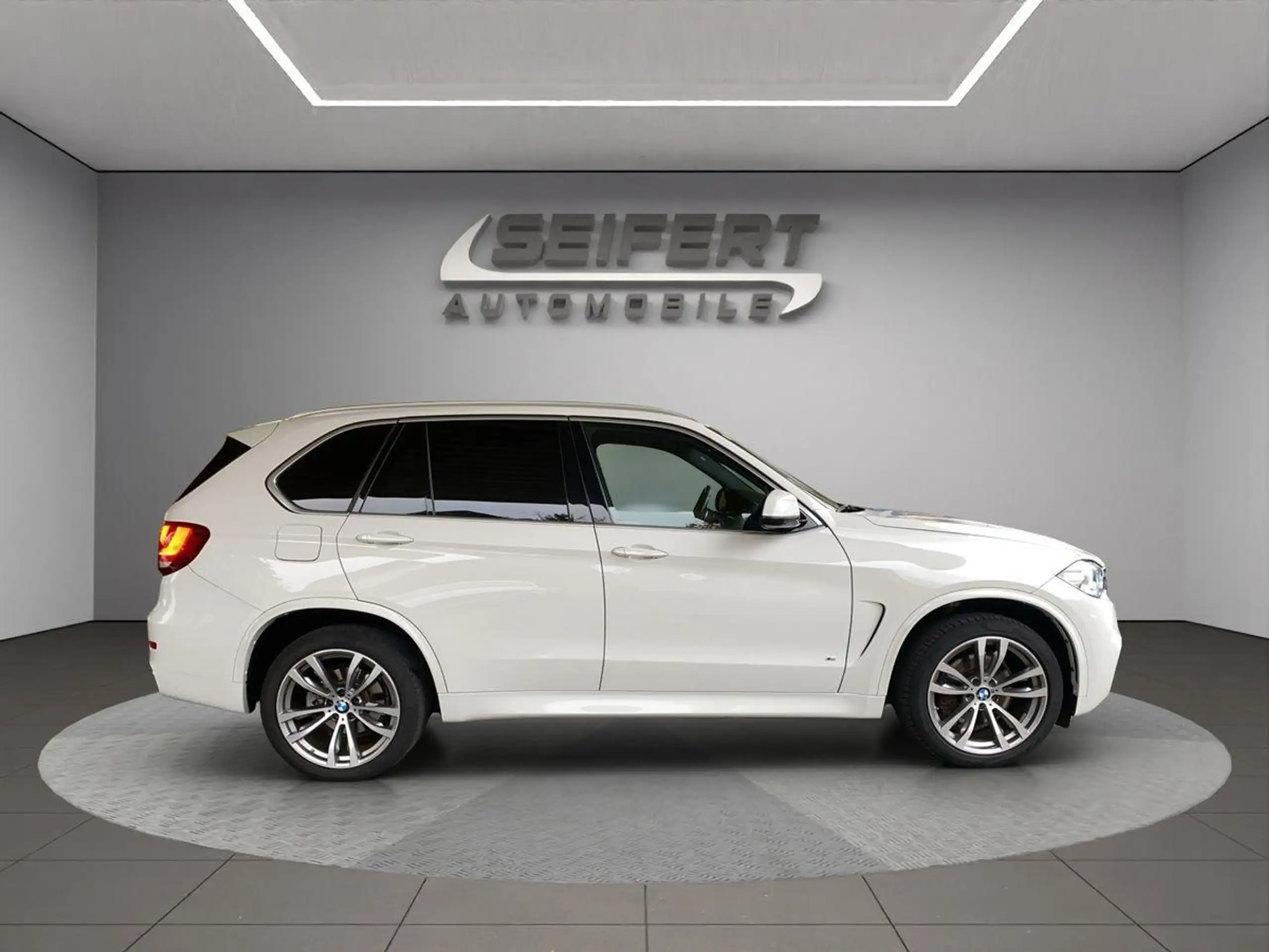 BMW - X5