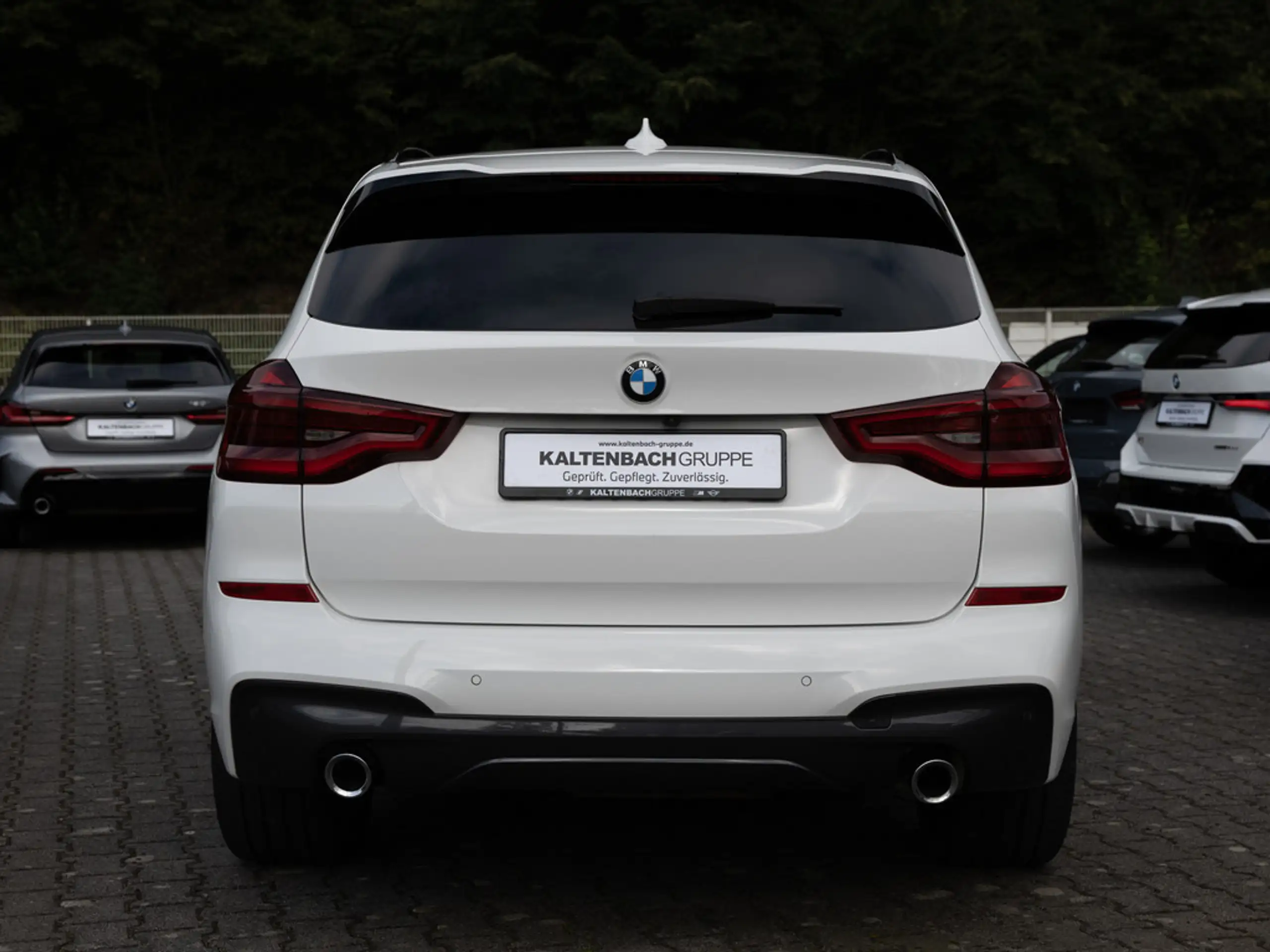 BMW - X3