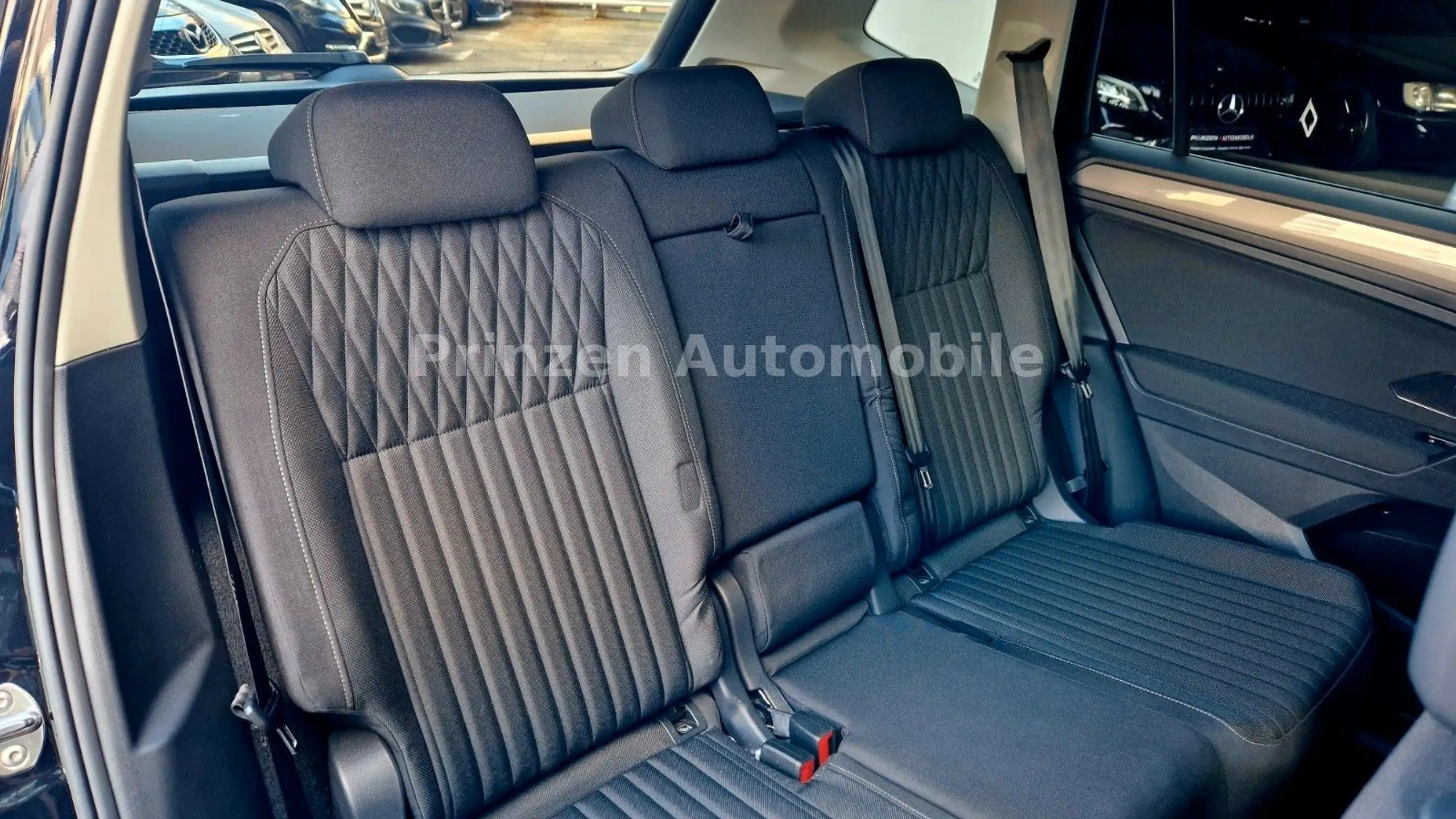 Volkswagen - Tiguan Allspace