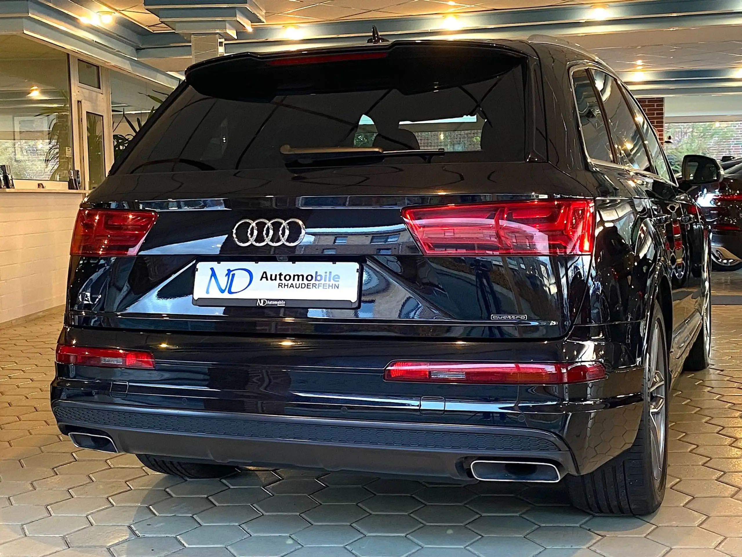 Audi - Q7