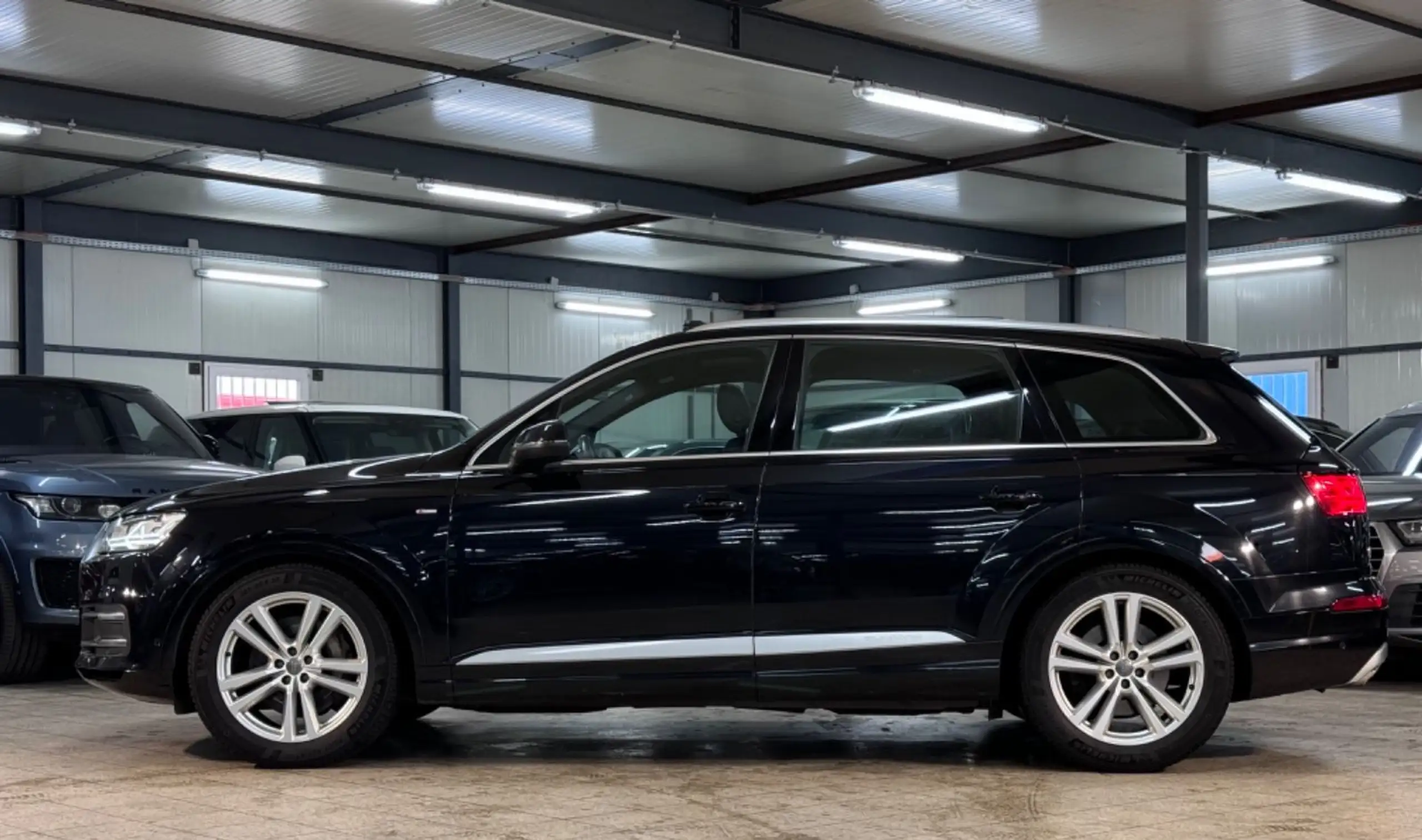 Audi - Q7