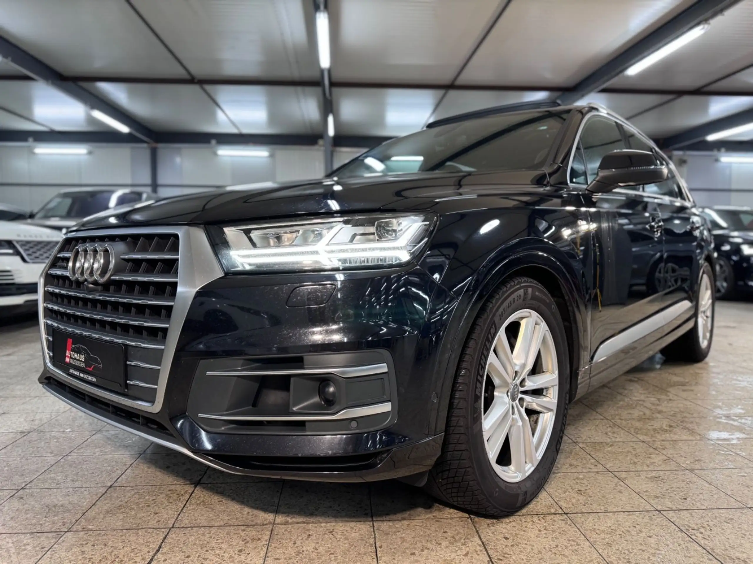 Audi - Q7