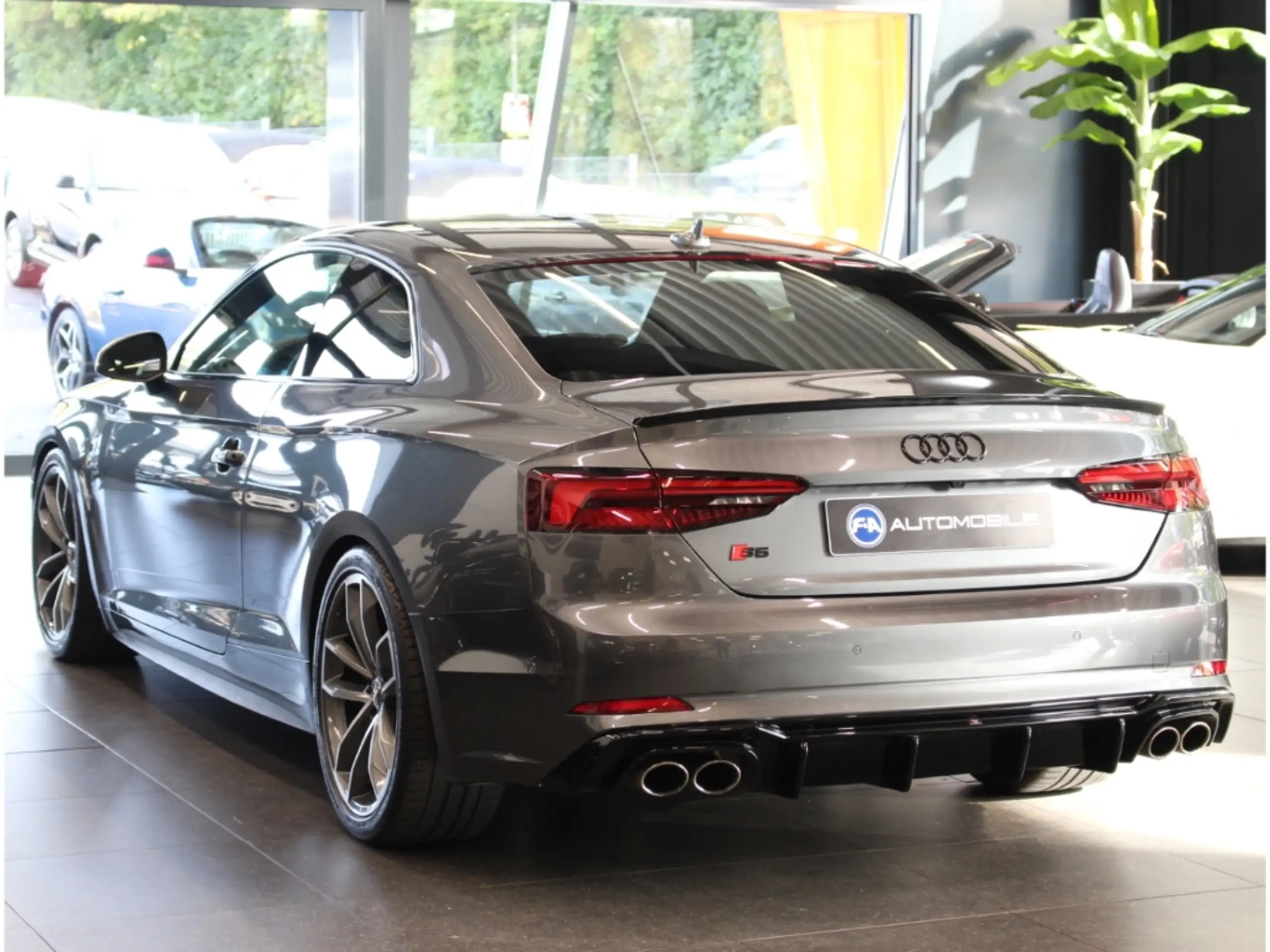 Audi - S5