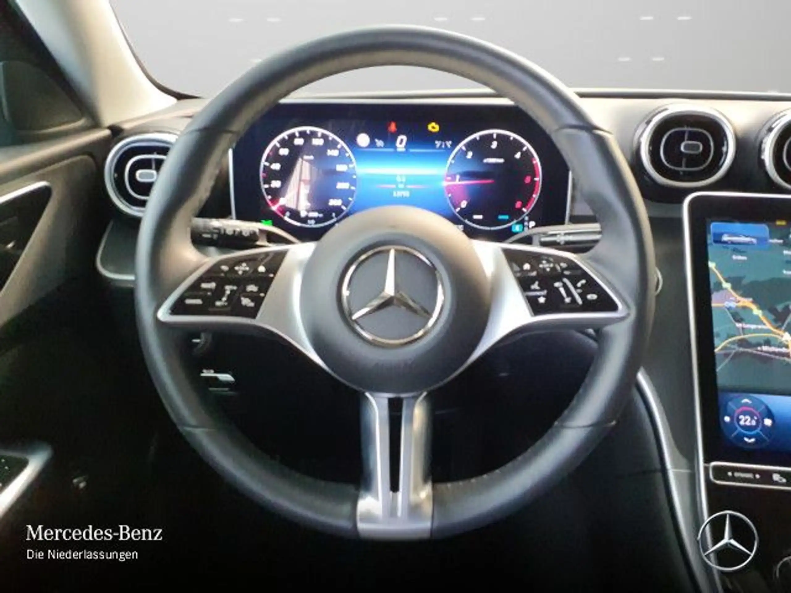 Mercedes-Benz - C 220