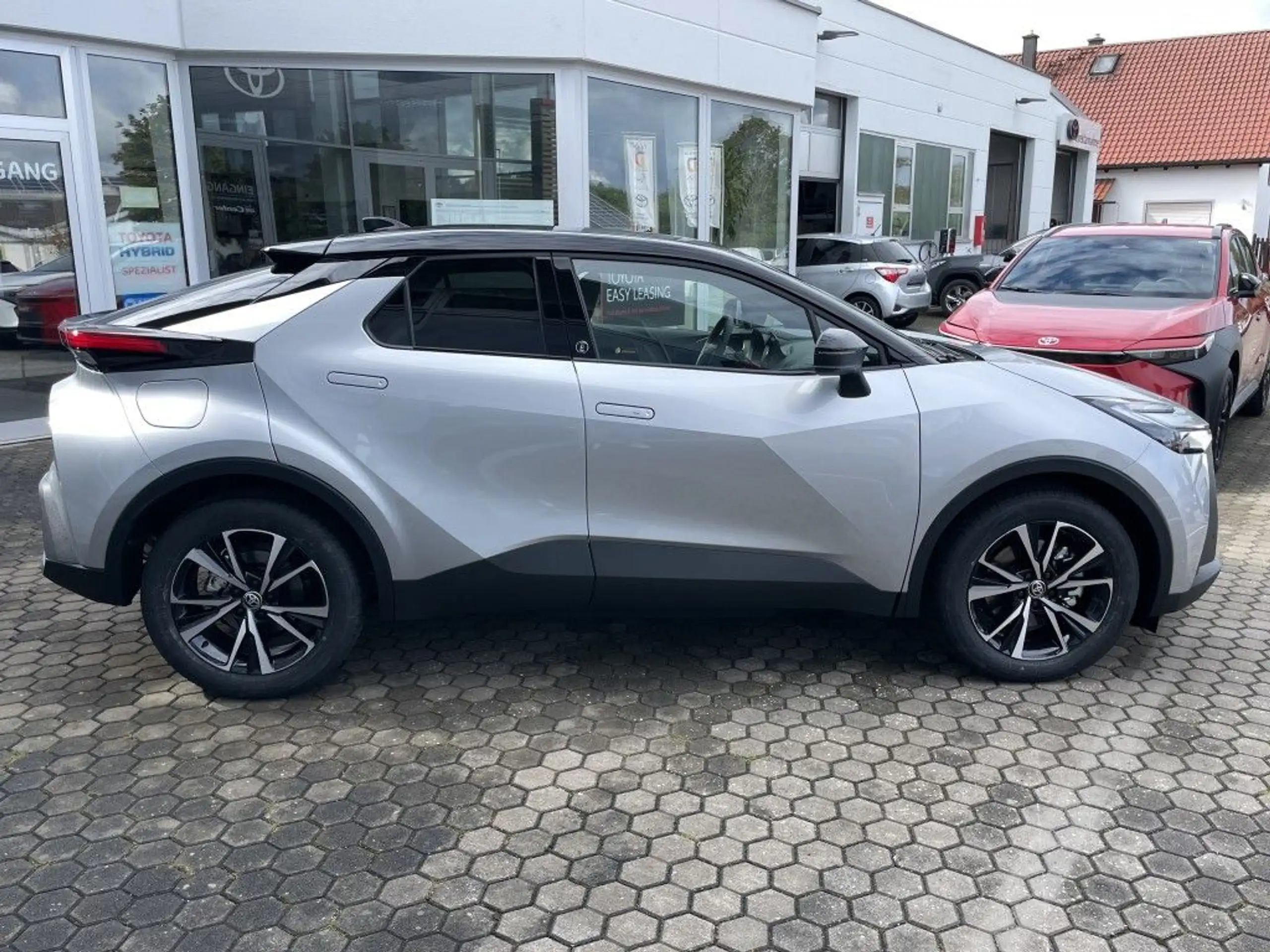 Toyota - C-HR