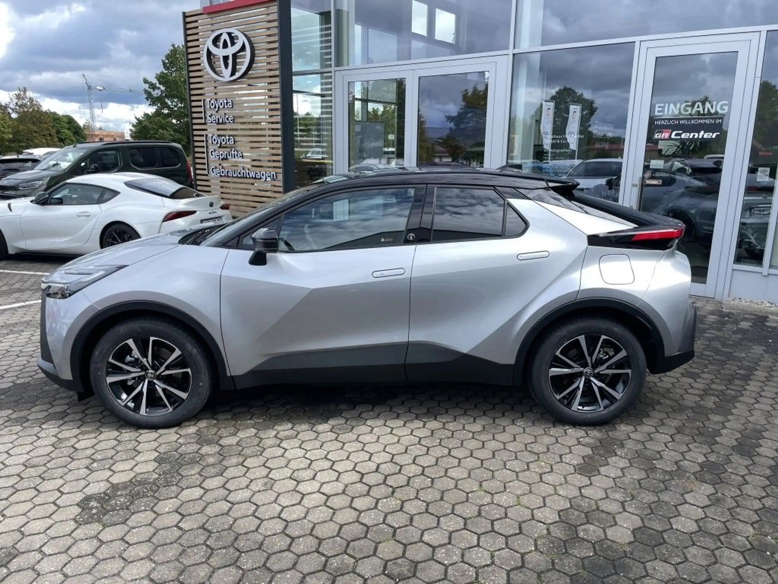 Toyota - C-HR