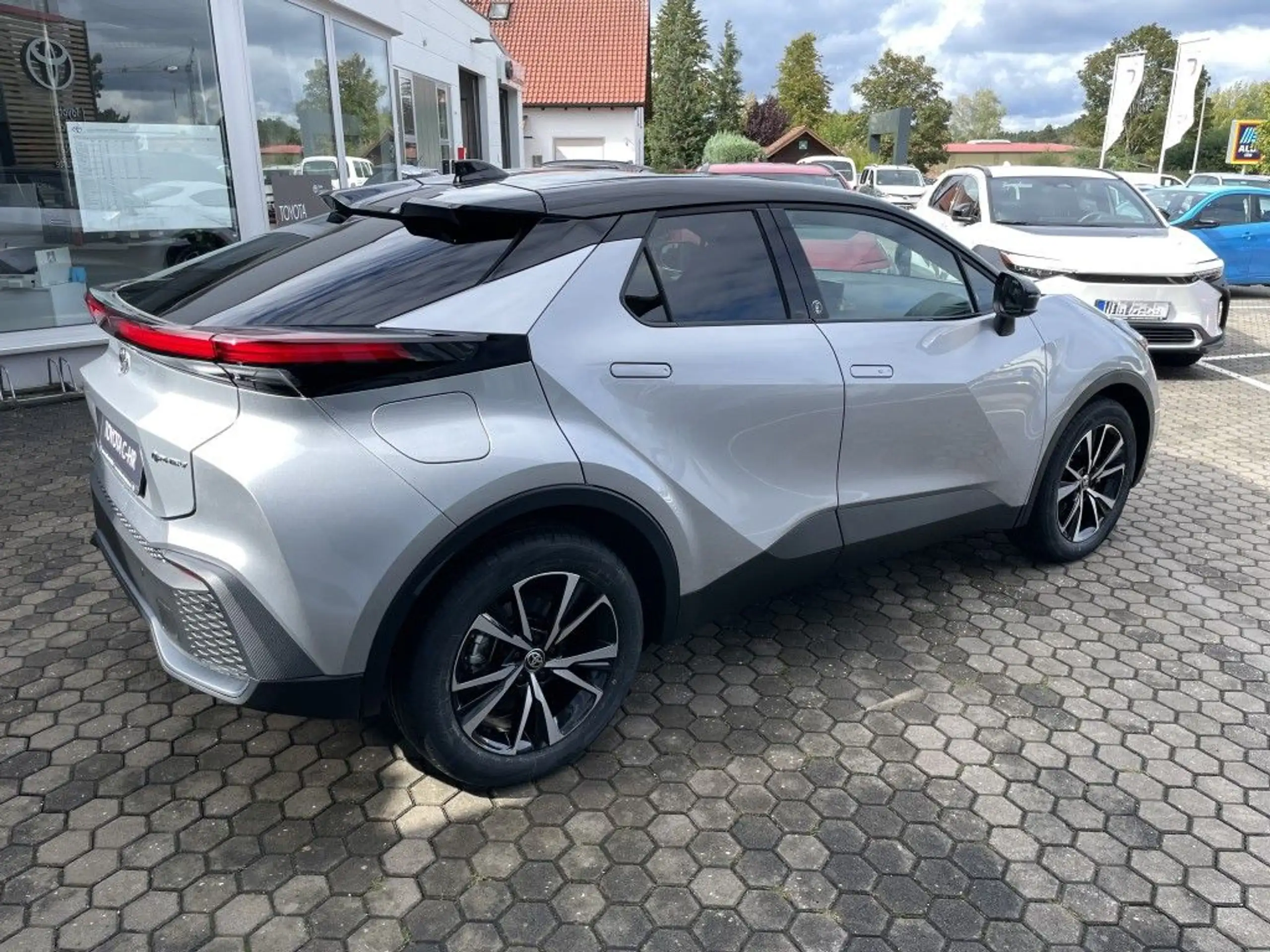 Toyota - C-HR