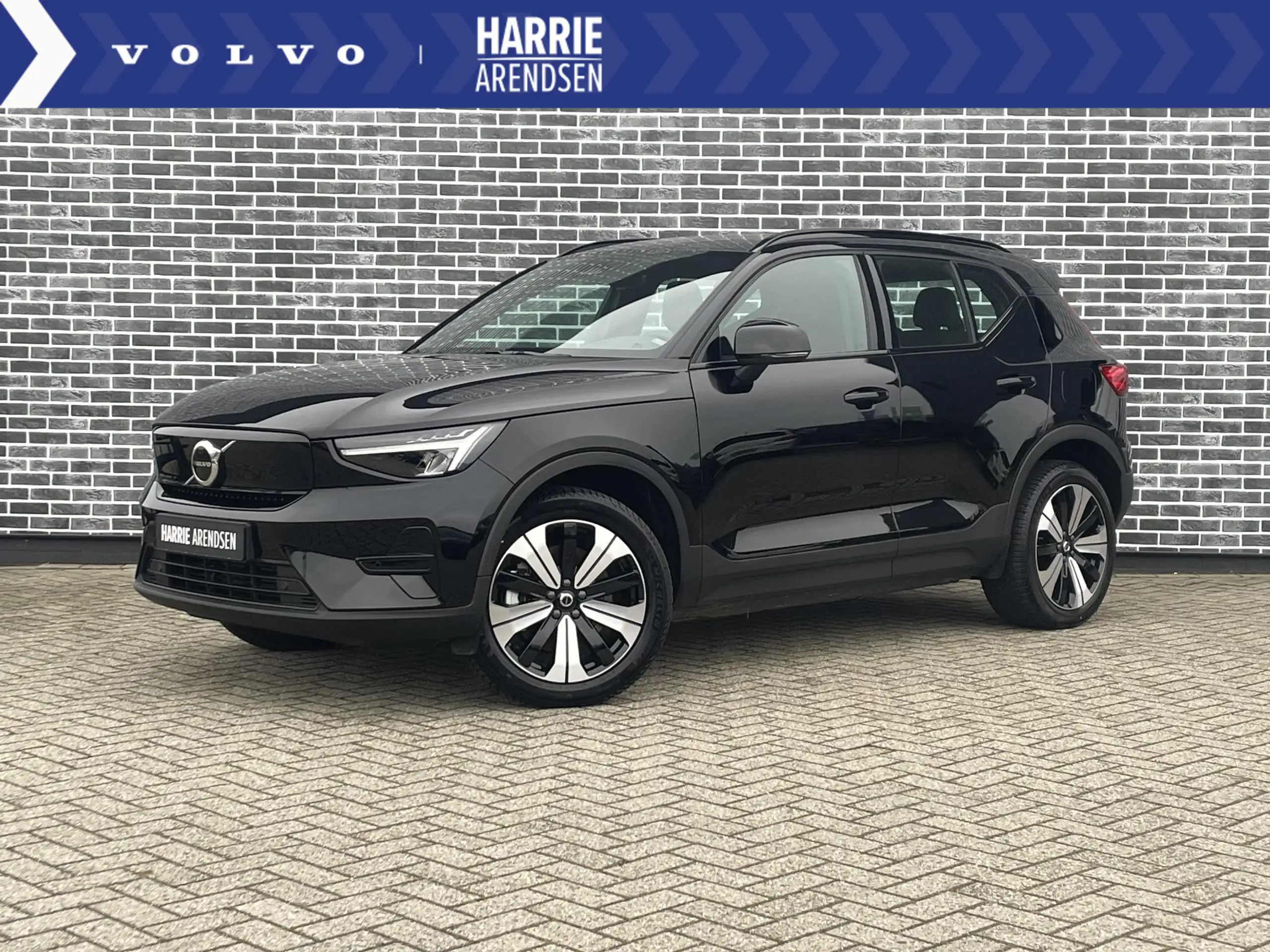 Volvo - XC40