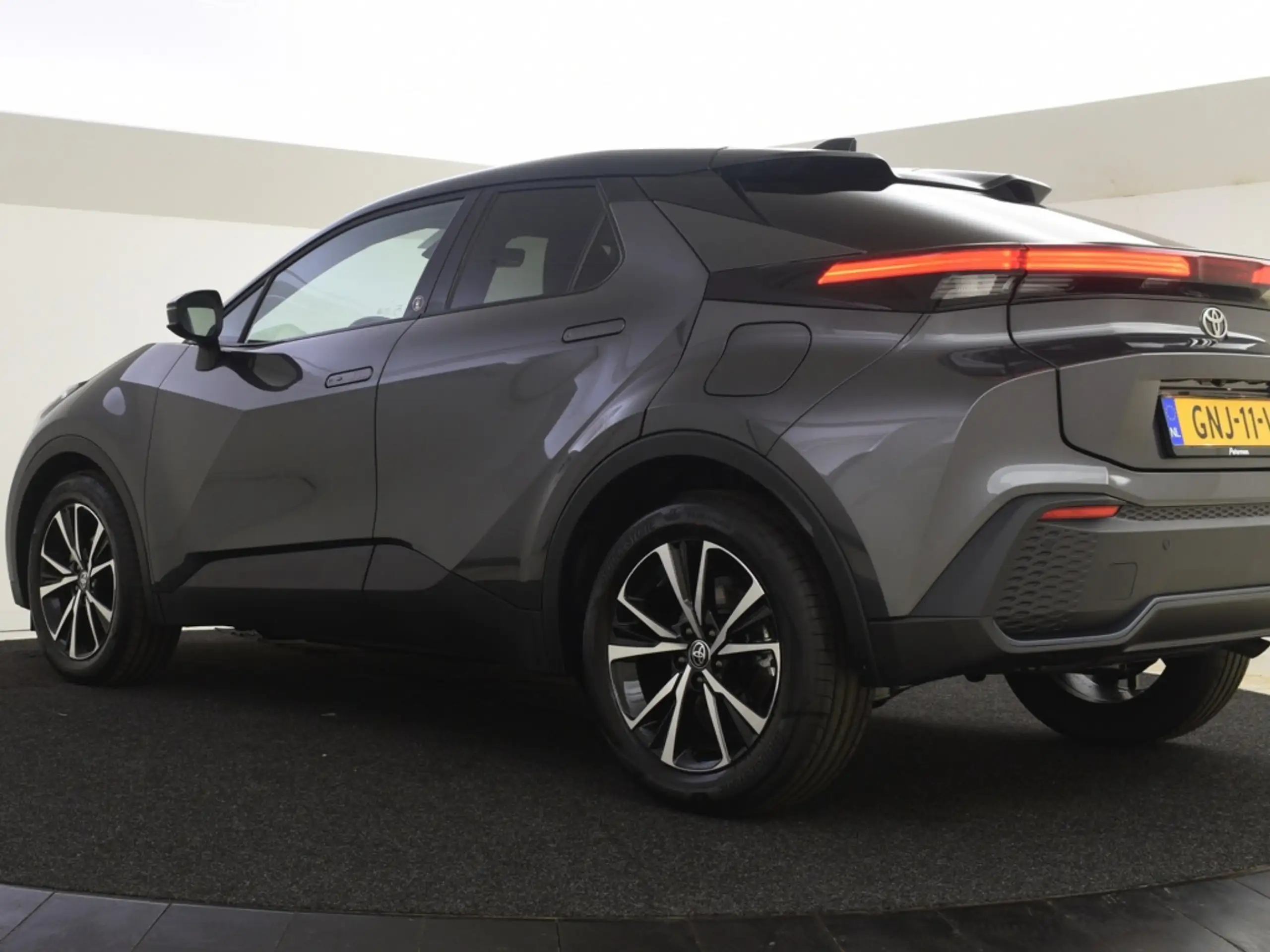 Toyota - C-HR