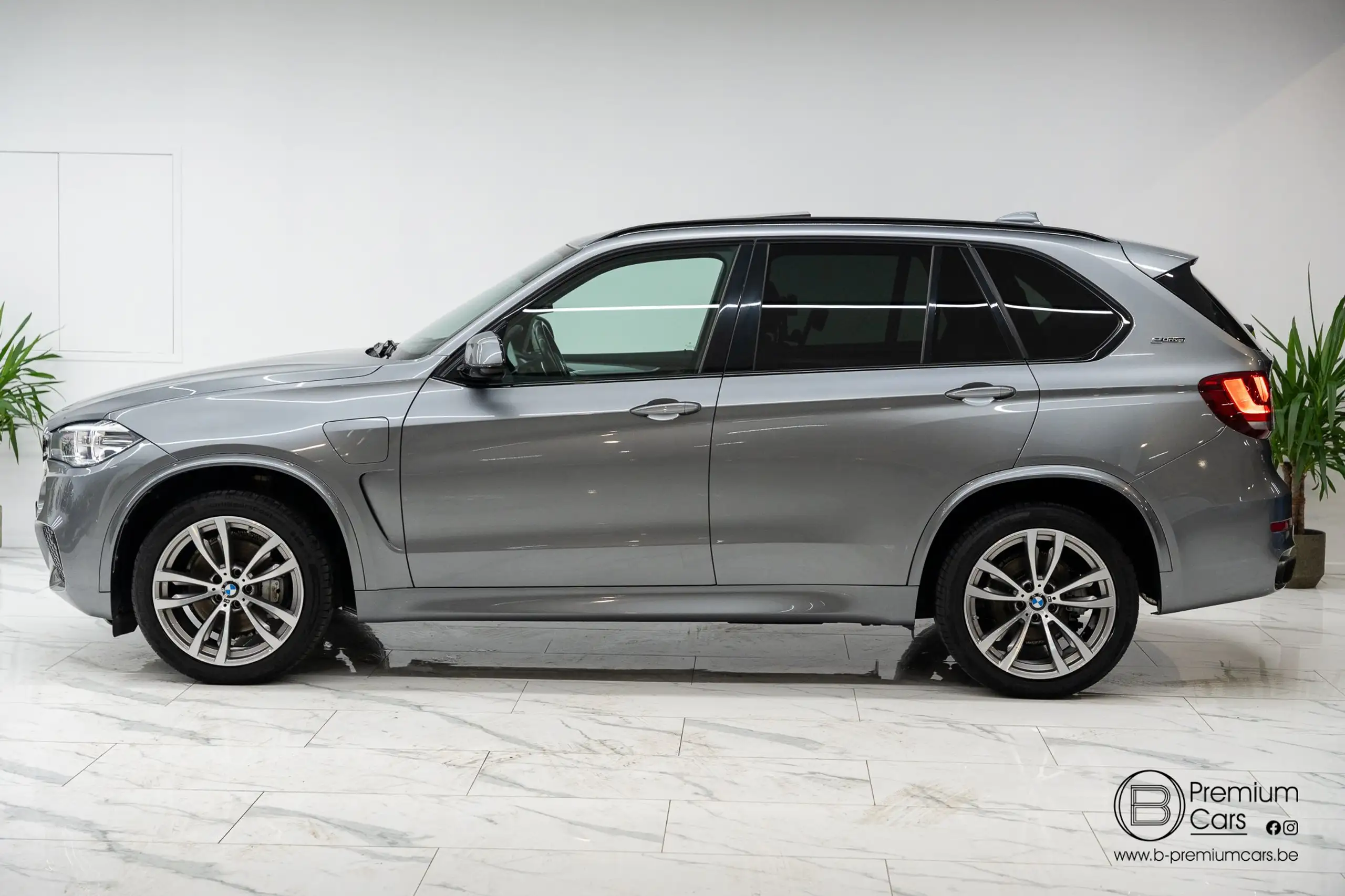 BMW - X5