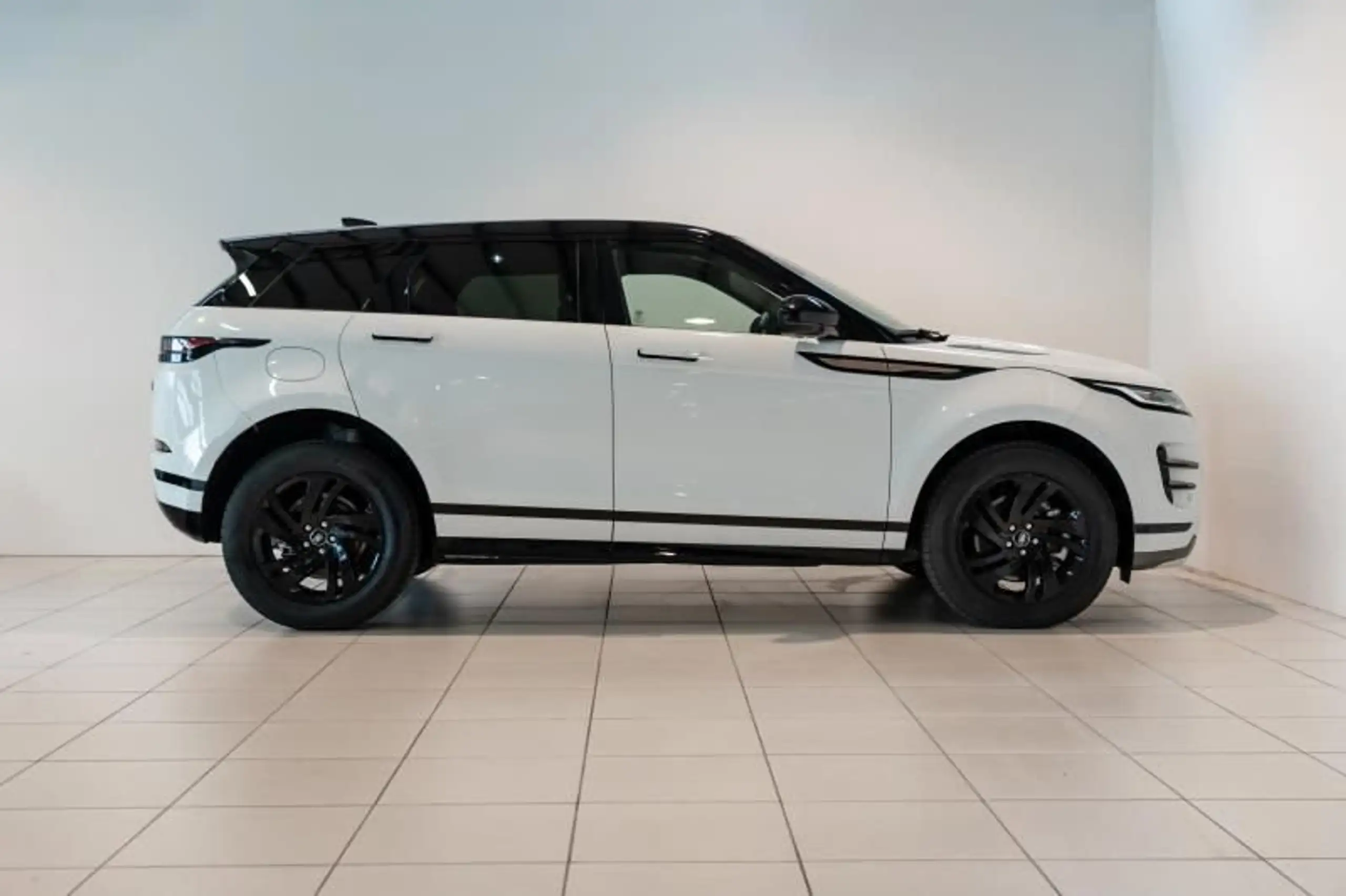 Land Rover - Range Rover Evoque