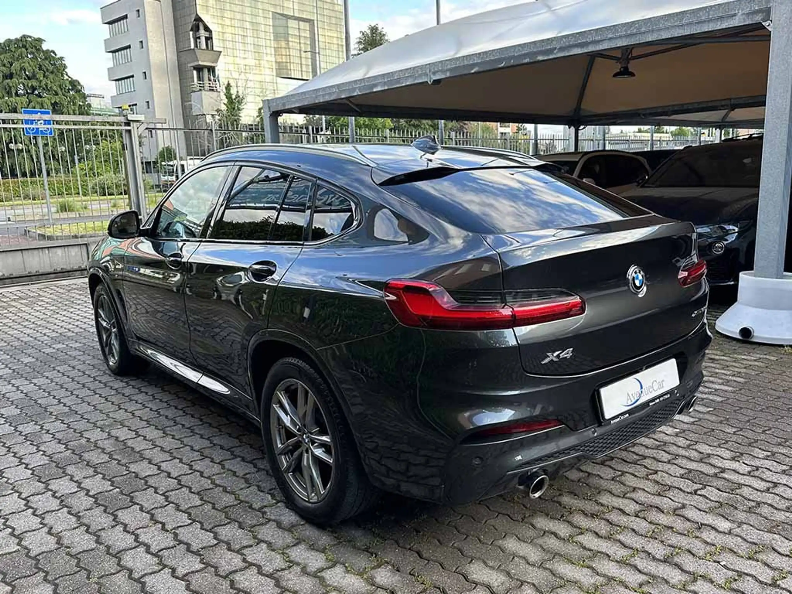 BMW - X4